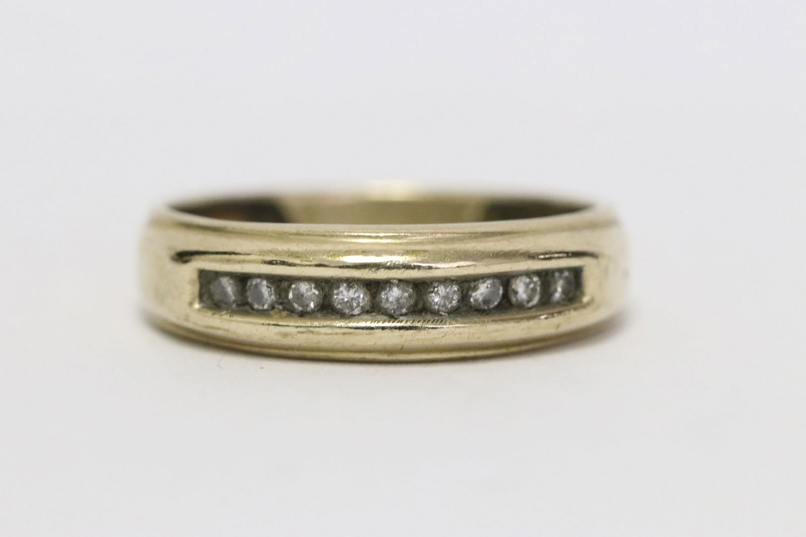 14K Y/G diamond band (1 of 5)