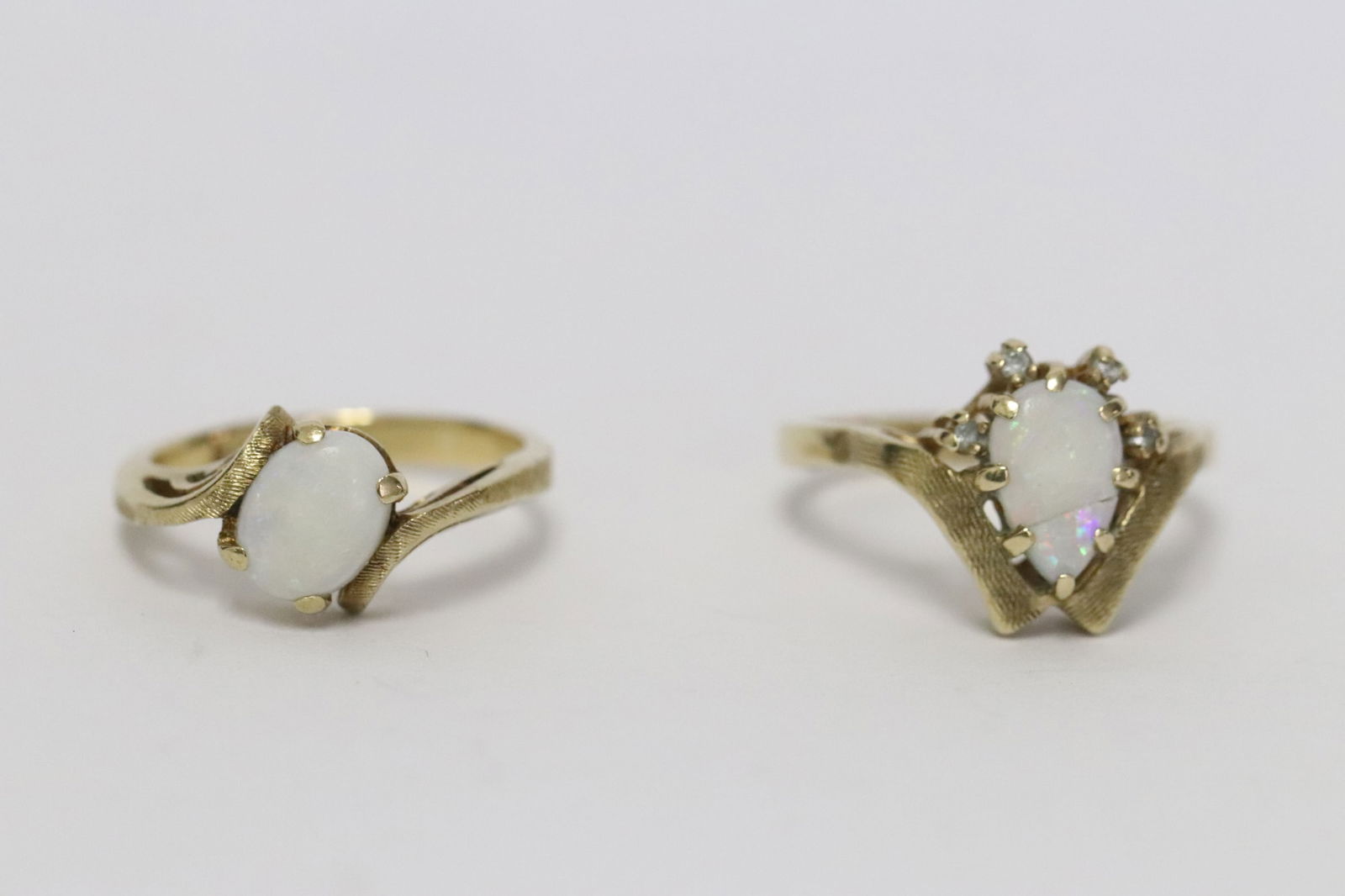 Two 10K Y/G opal rings (1 of 11)
