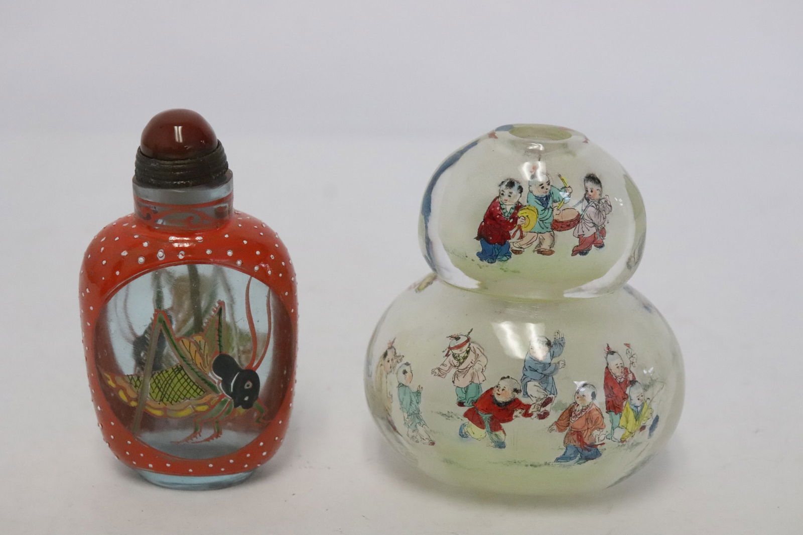 2 inside painted snuff bottles (1 of 13)