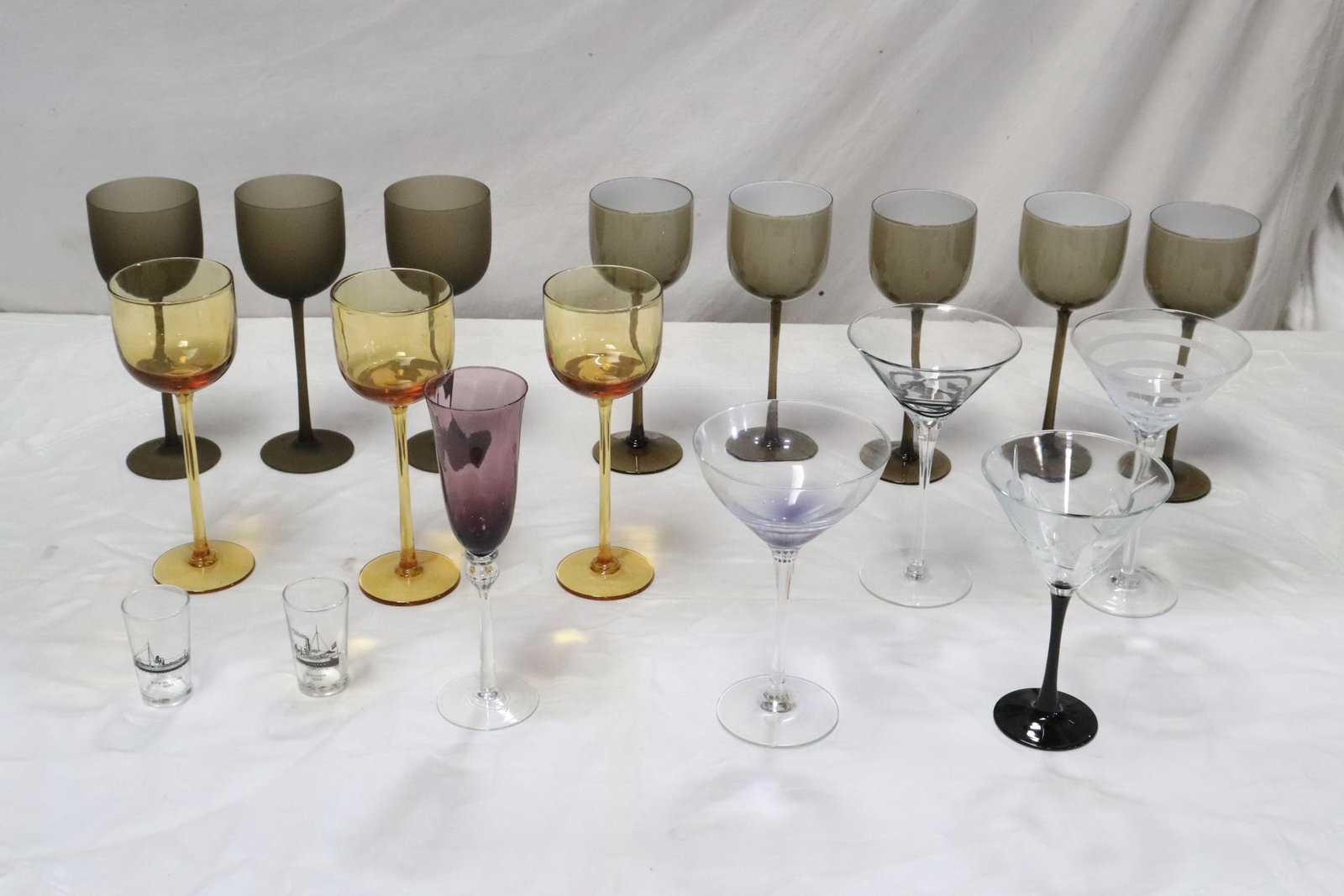 Lot of wine glasses: Lot of wine glasses; martini, shot glasses, etc, 2.9"x1.7"dia - 9.2"x3.3"dia