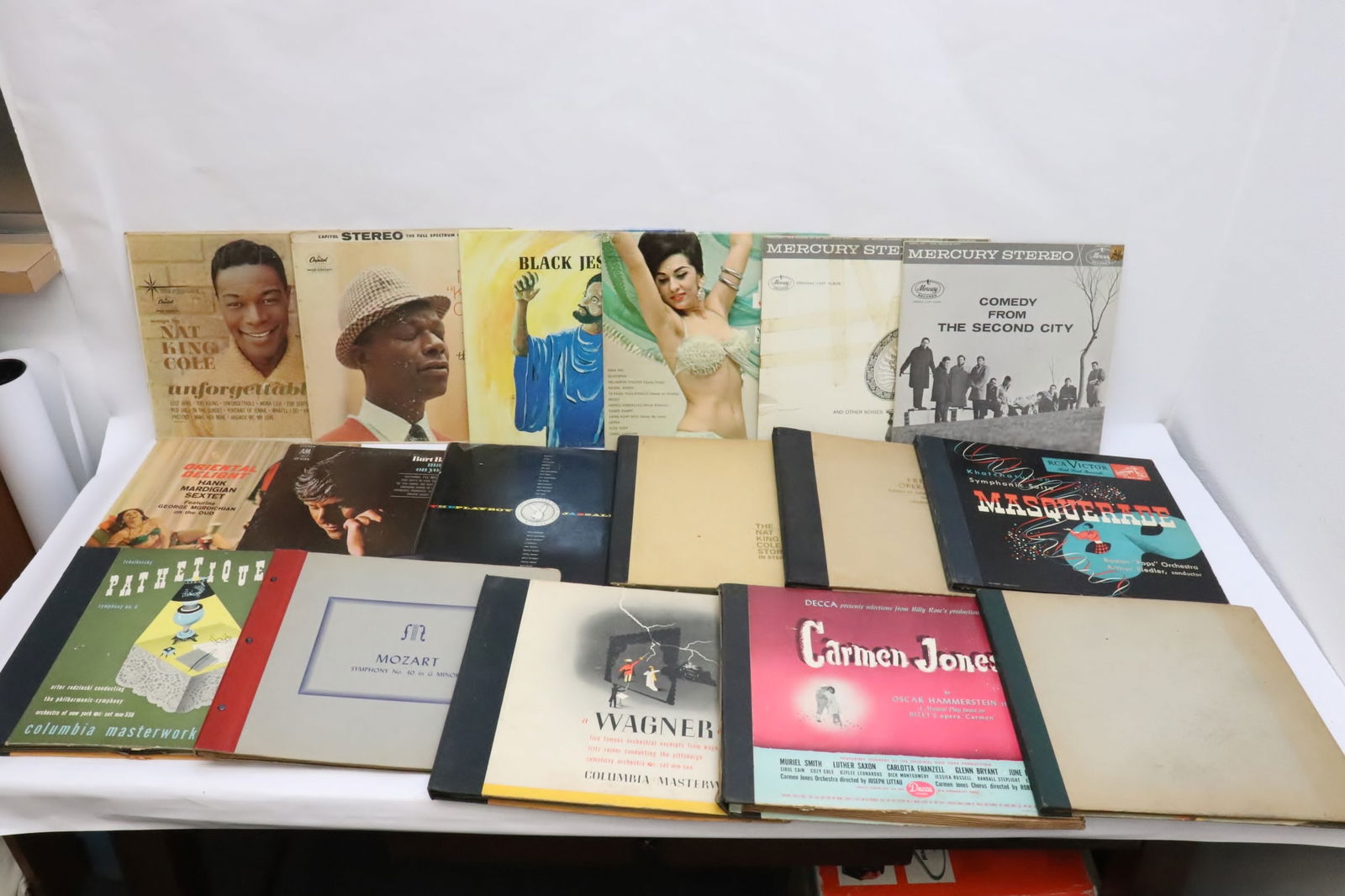 Lot of 10 LP records and record set in boxes (1 of 9)