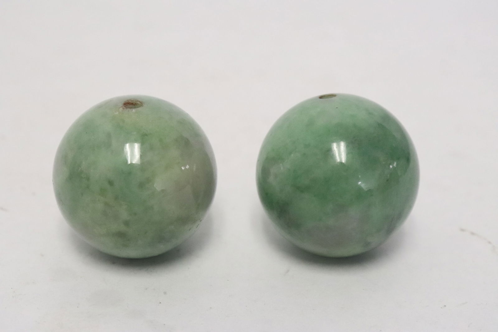 2 large jadeite beads (1 of 6)
