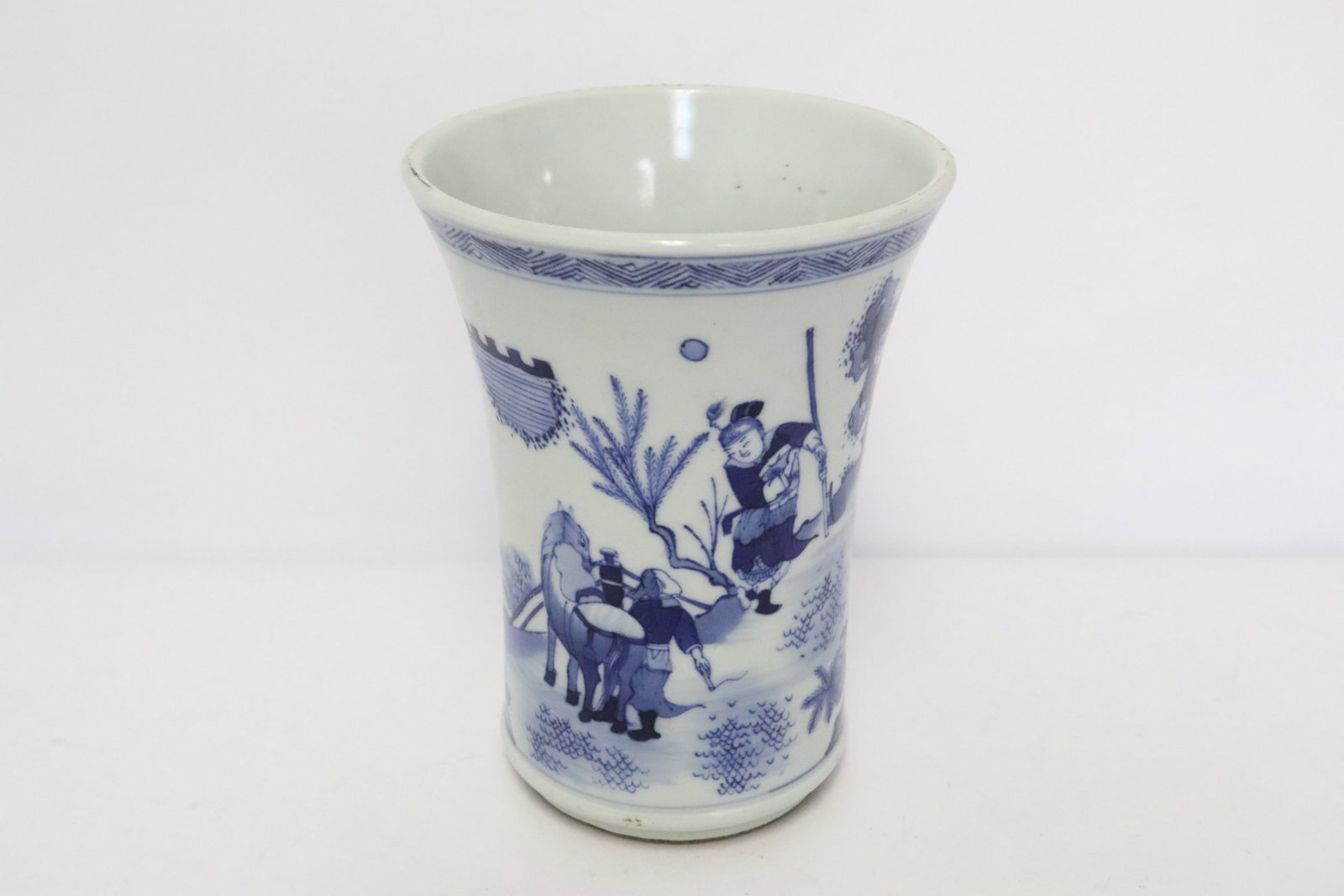 A blue and white porcelain incense holder: A blue and white porcelain incense holder, 6.5"x4.85"dia