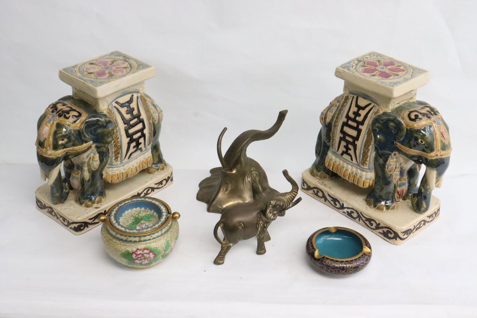 Lot of Asian items (1 of 9)