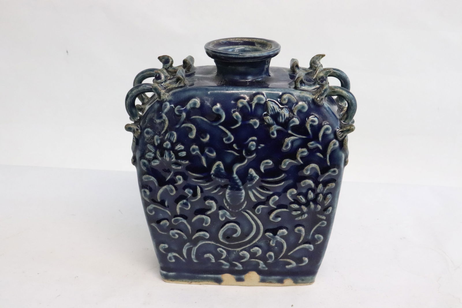 Chinese blue glazed porcelain flask (1 of 7)