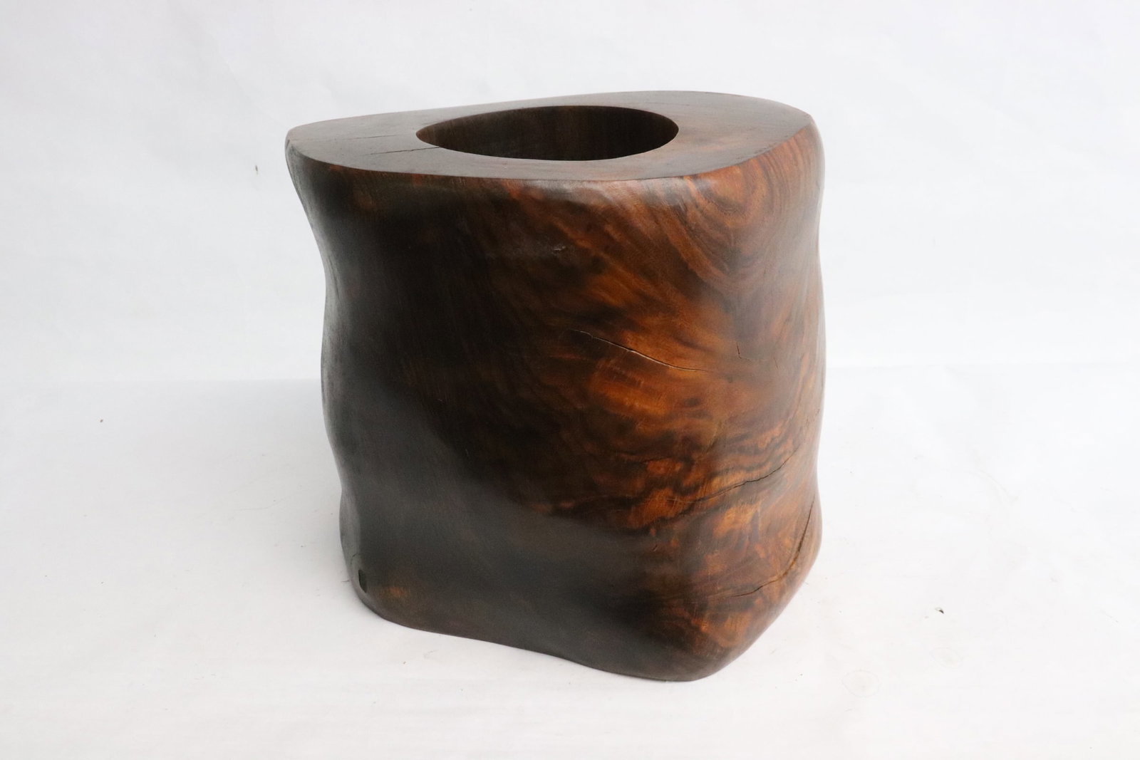 Chinese natural wood carved brush holder: Chinese natural wood carved brush holder, 6.75"x6.5"x7.8"