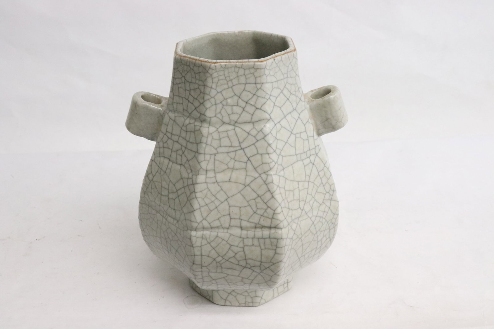 A Song style crackleware porcelain handled jar (1 of 9)
