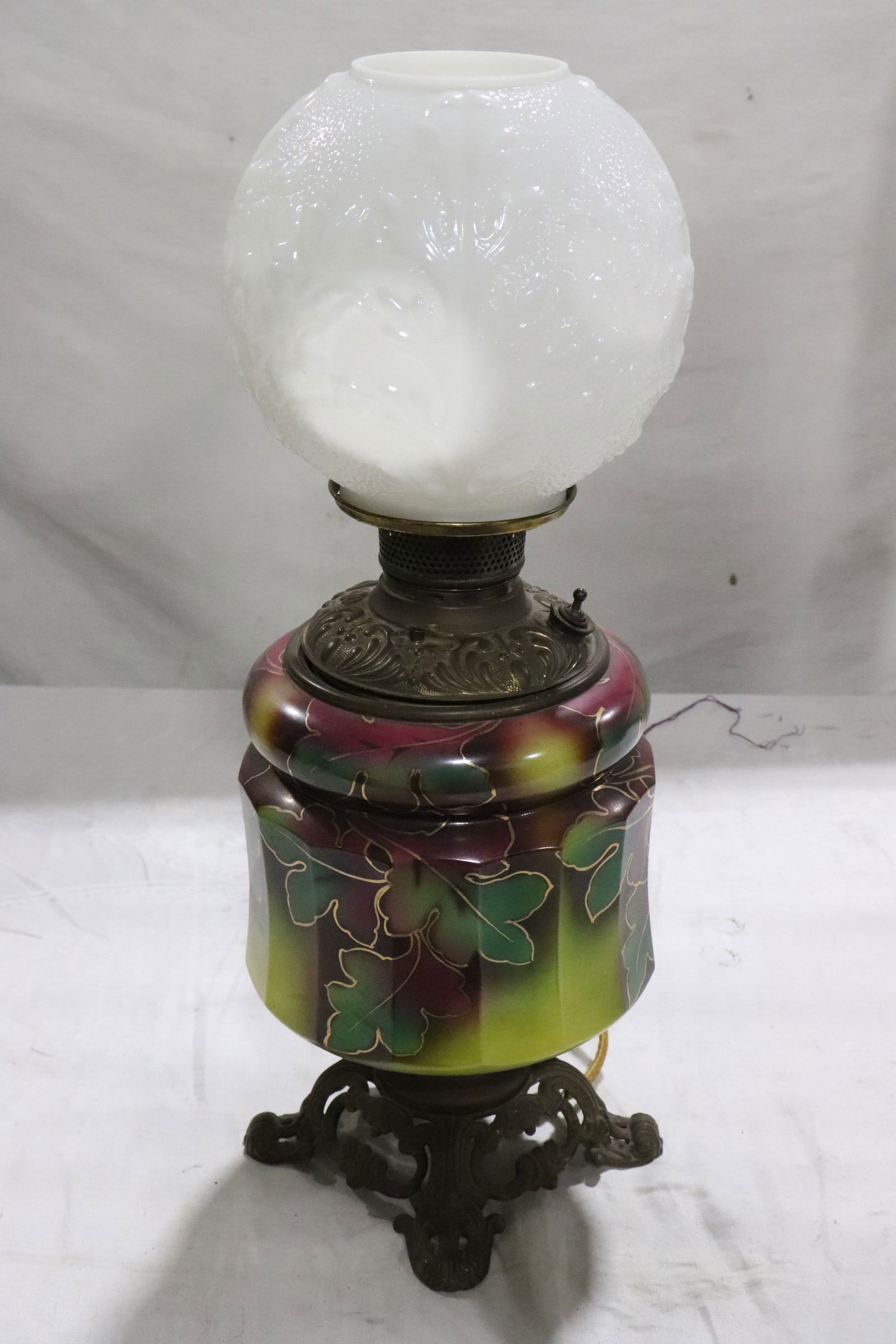 Beautiful Victorian hand painted hurricane lamp (1 of 5)