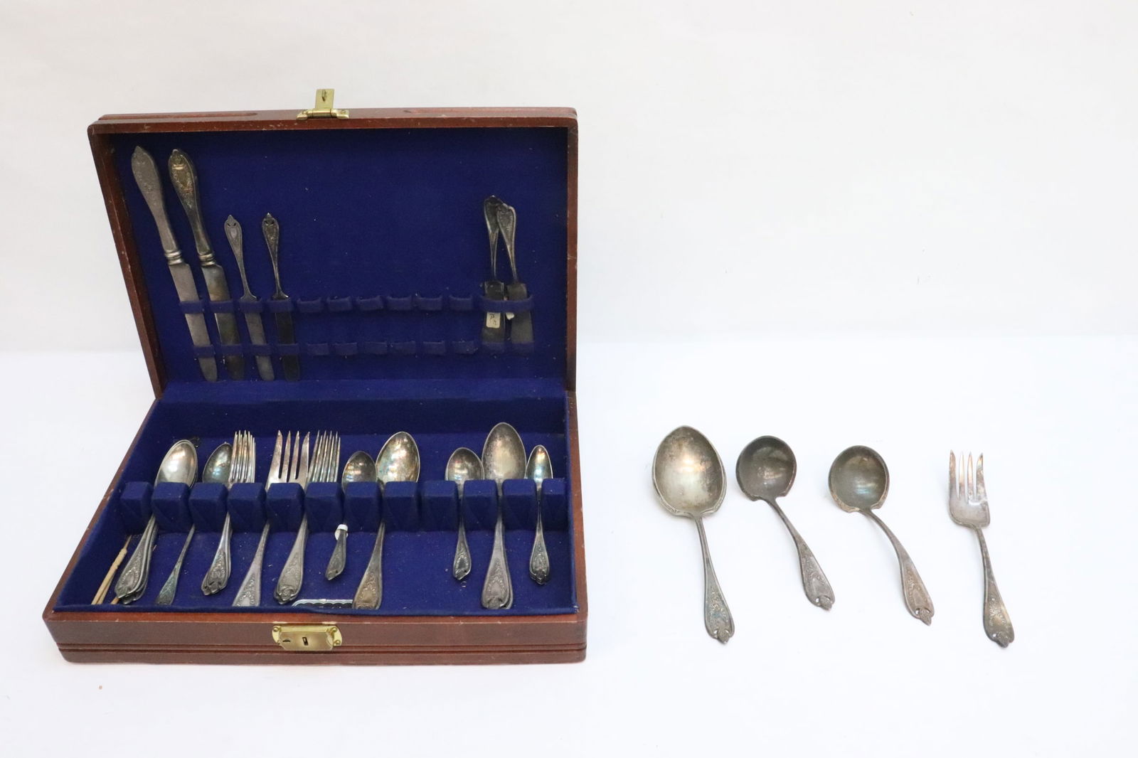 Lot of silverplate flatware in box (1 of 10)