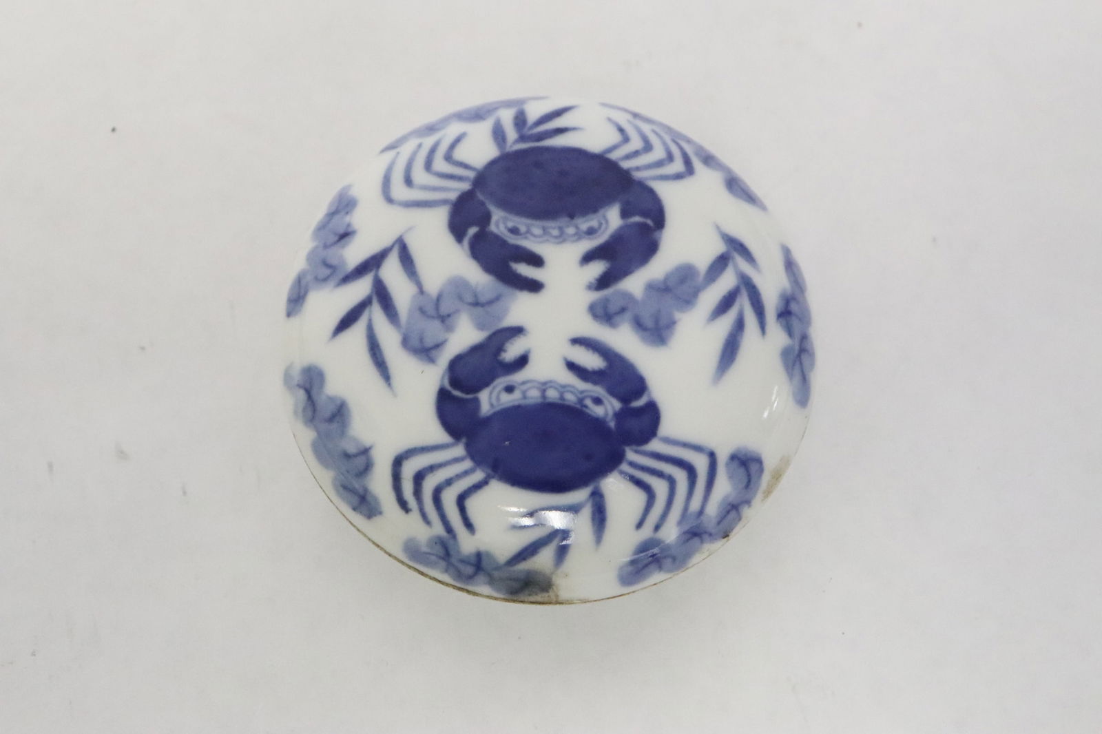 A late 19th century b&w porcelain ink paste box (1 of 5)