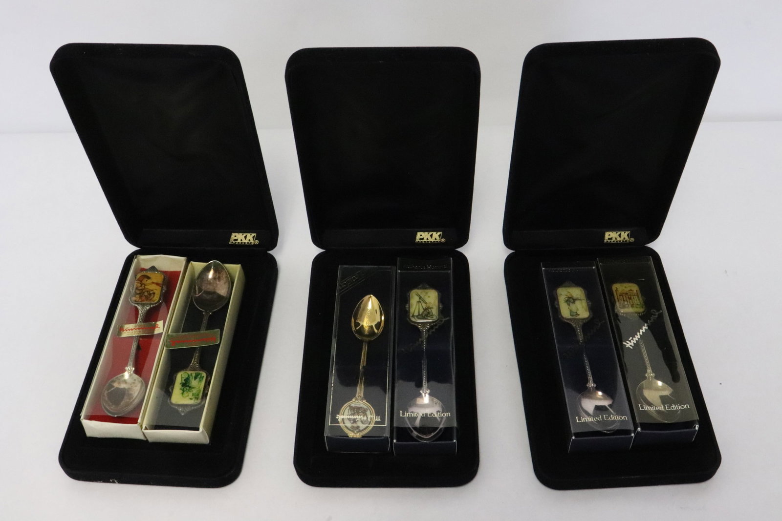 6 Hummel collector spoon in boxes: 6 Hummel collector spoon (4.3"L - 4.9"L) in boxes