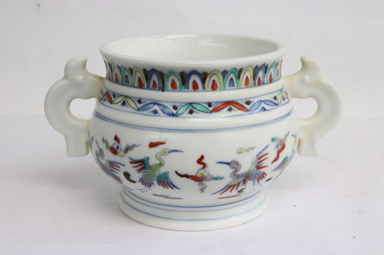 A wucai porcelain handled censer (1 of 6)