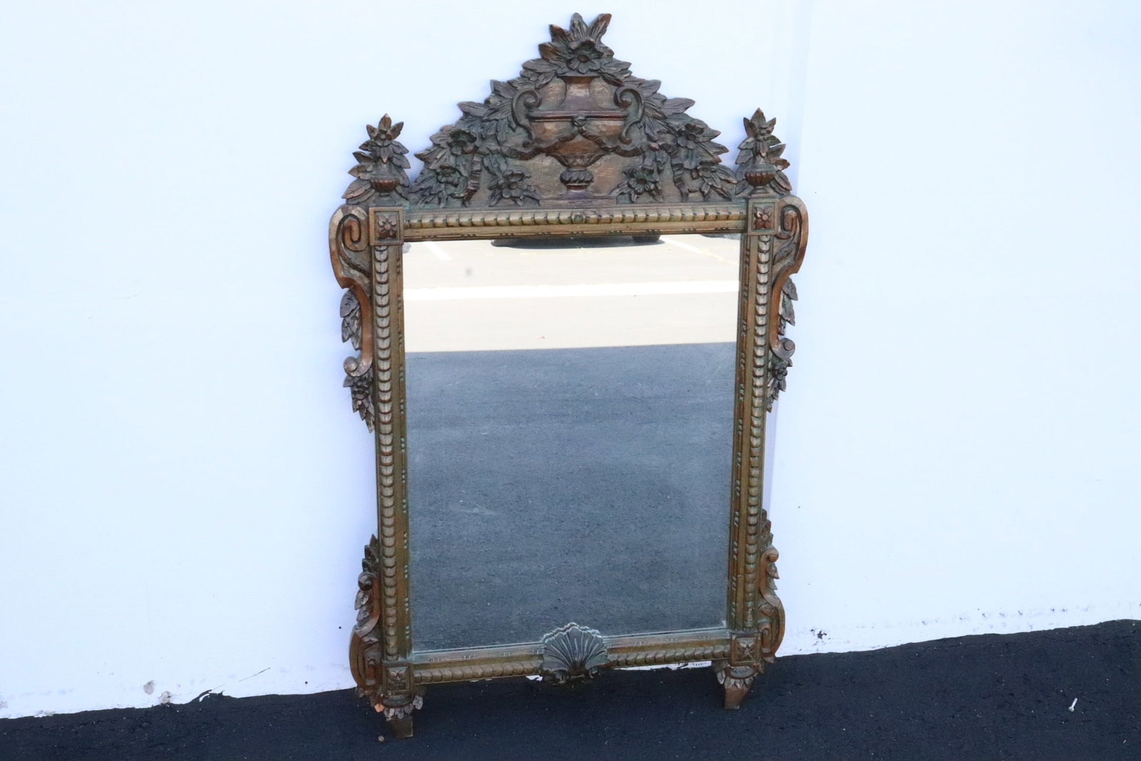 Fine European carved wood wall mirror: Fine European carved wood wall mirror, 26.4"x20.7"