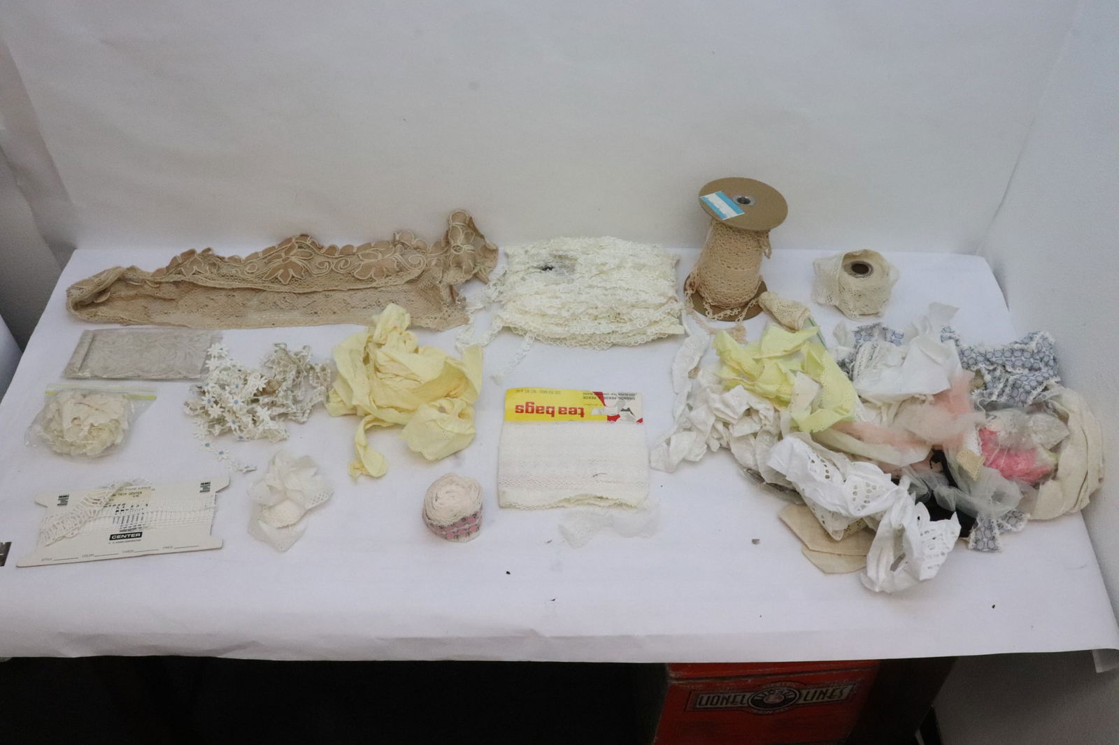 Lot of doily, and lace style materials: Lot of doily, and lace style materials