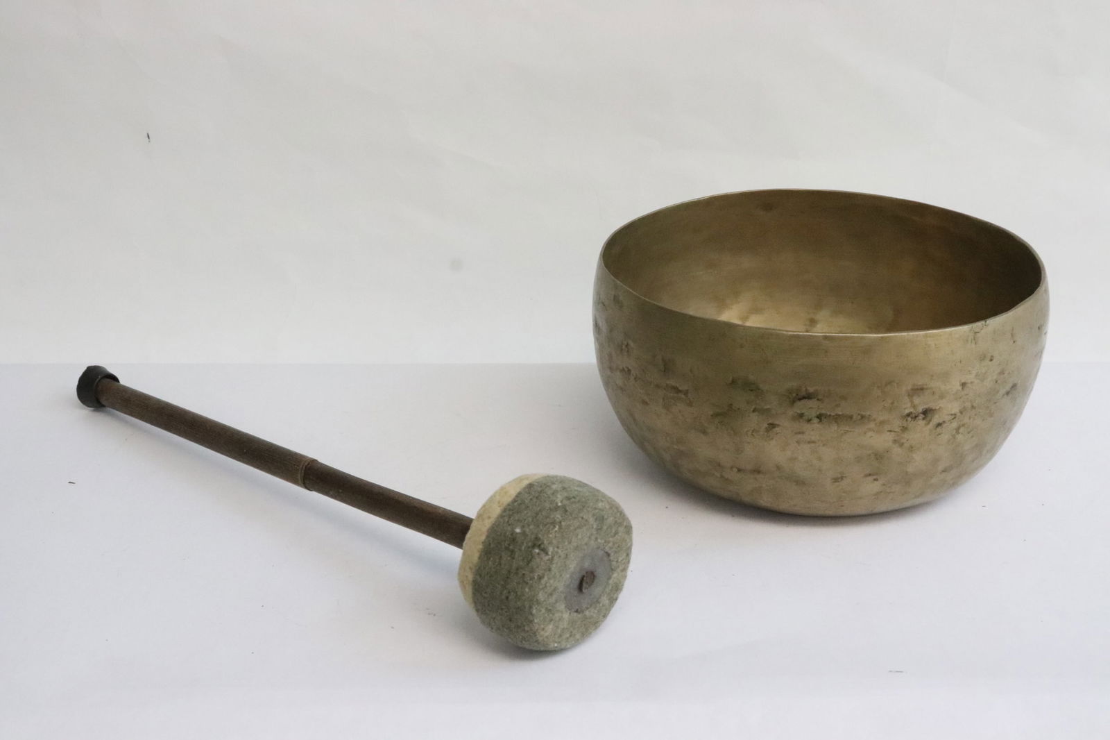 Vintage Tibetan temple gong: Vintage Tibetan temple gong, 3.6"x7.35"dia