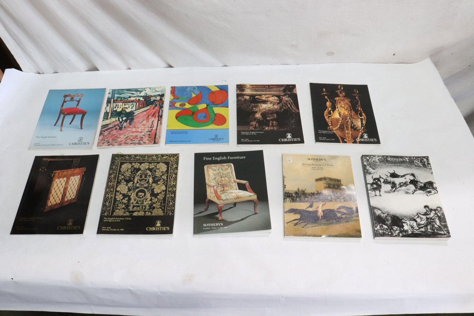 Lot of Sotheby's and Christie's auction catalogs: Lot of Sotheby's and Christie's auction catalogs
