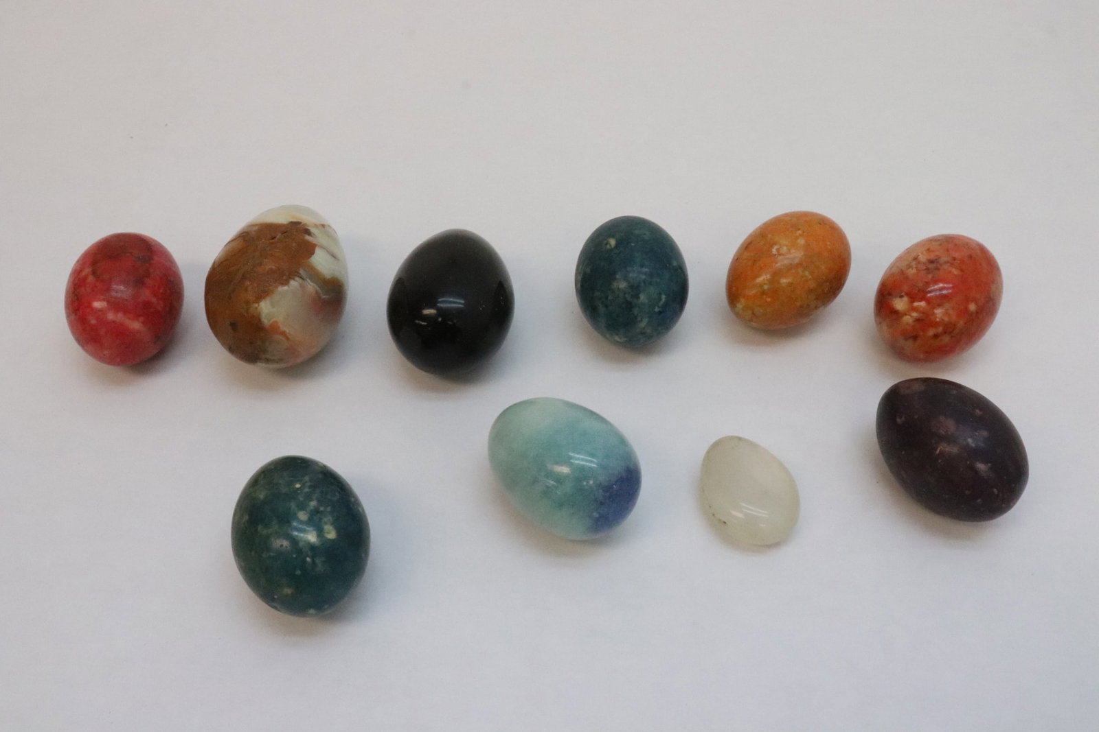 10 stone eggs: 10 stone eggs, 1.8"x1.3"x0.7" - 3.16"x2.3"dia
