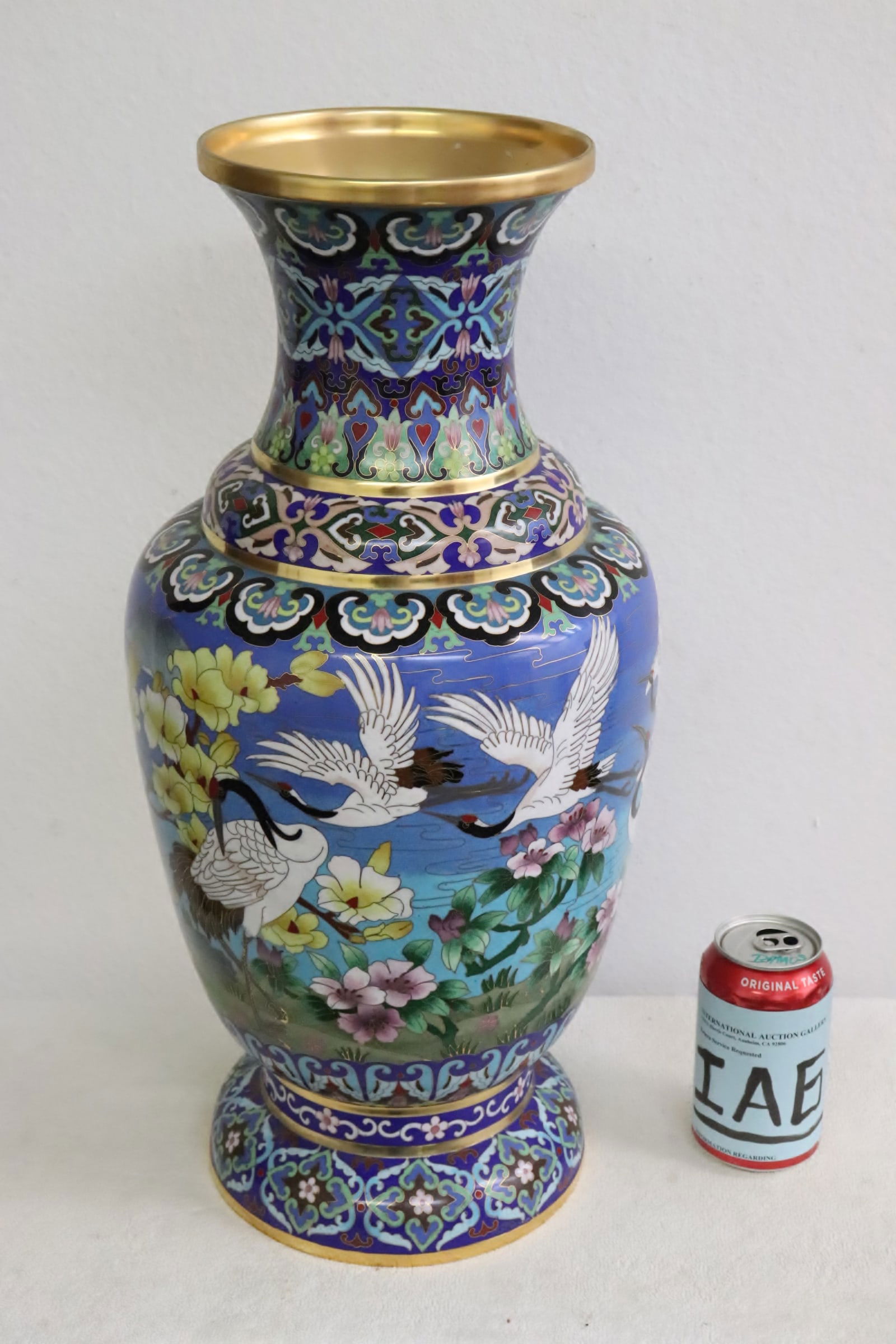 Large Chinese cloisonne vase (1 of 9)