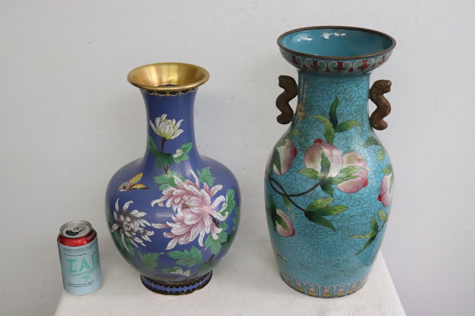 2 Chinese cloisonne vases (1 of 10)