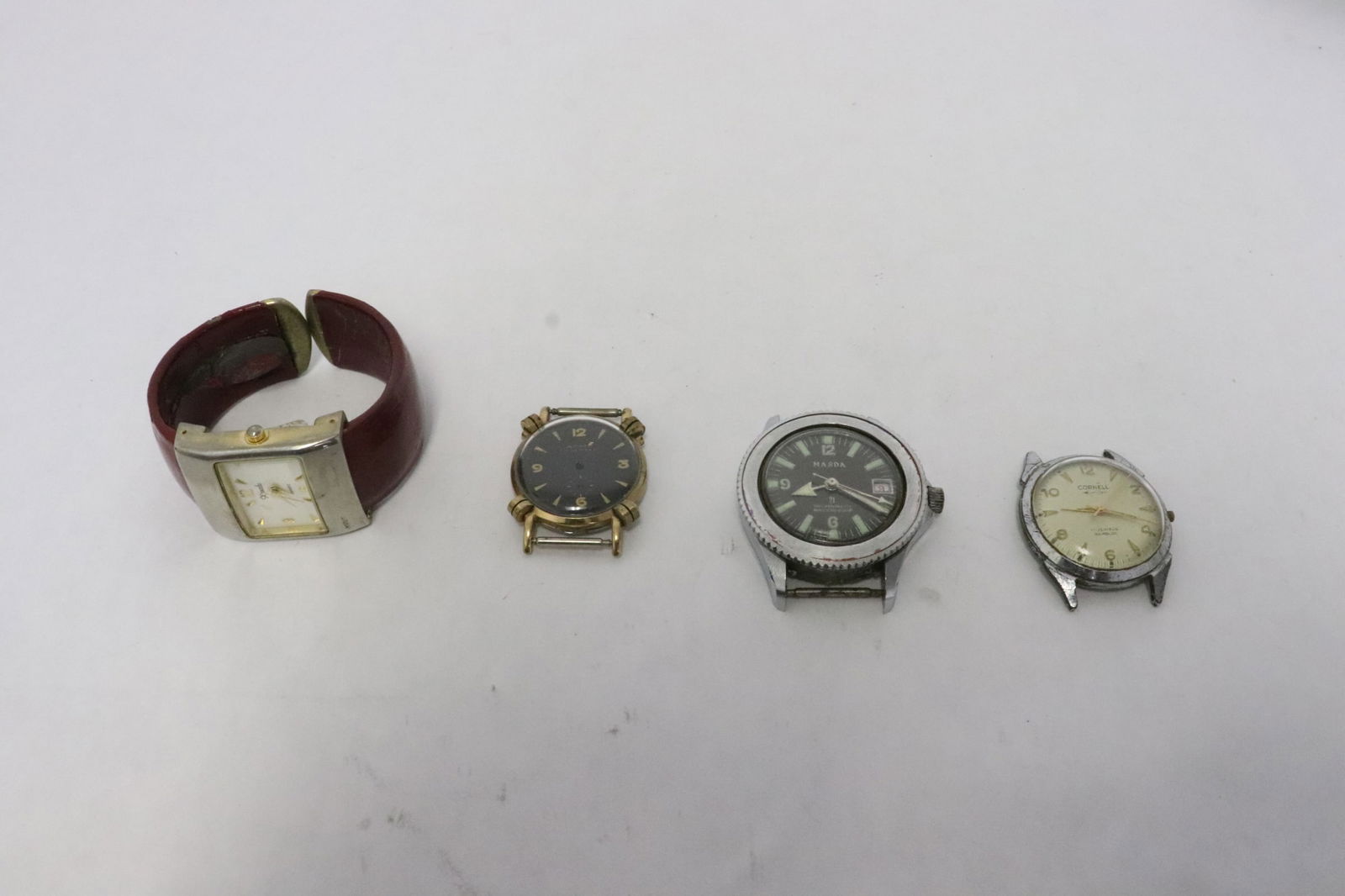 4 men's watches (1 of 9)