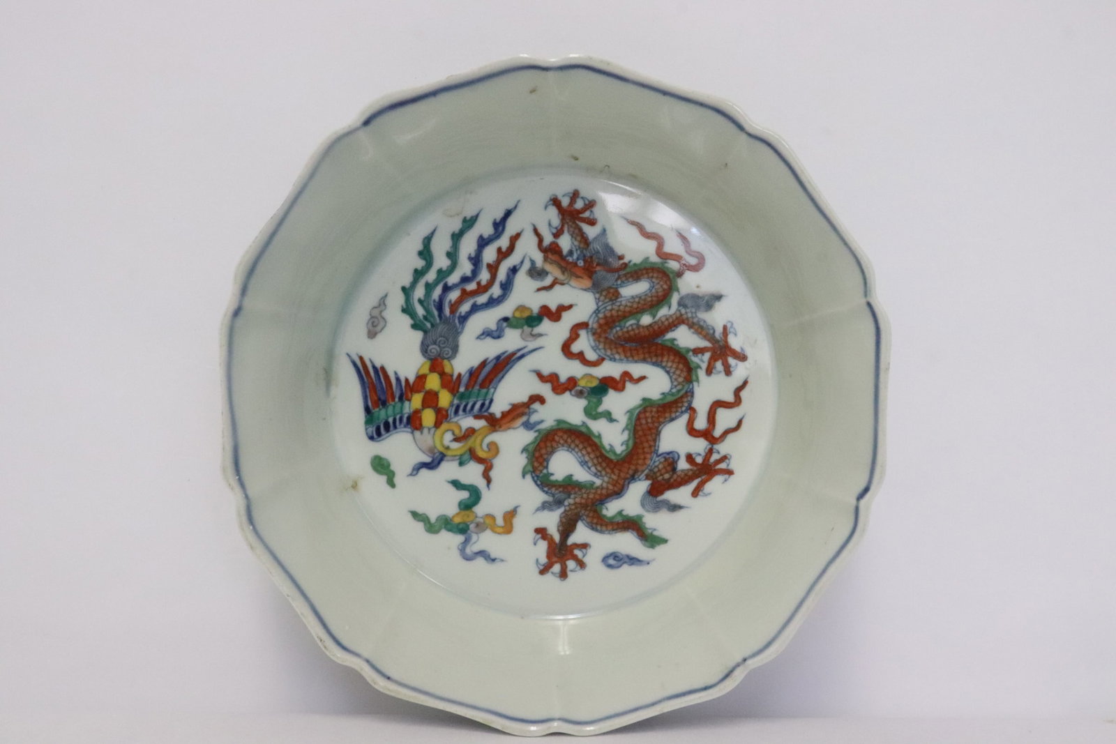 Chinese wucai porcelain brush wash: Chinese wucai porcelain brush wash, 2.15"x7.8"dia