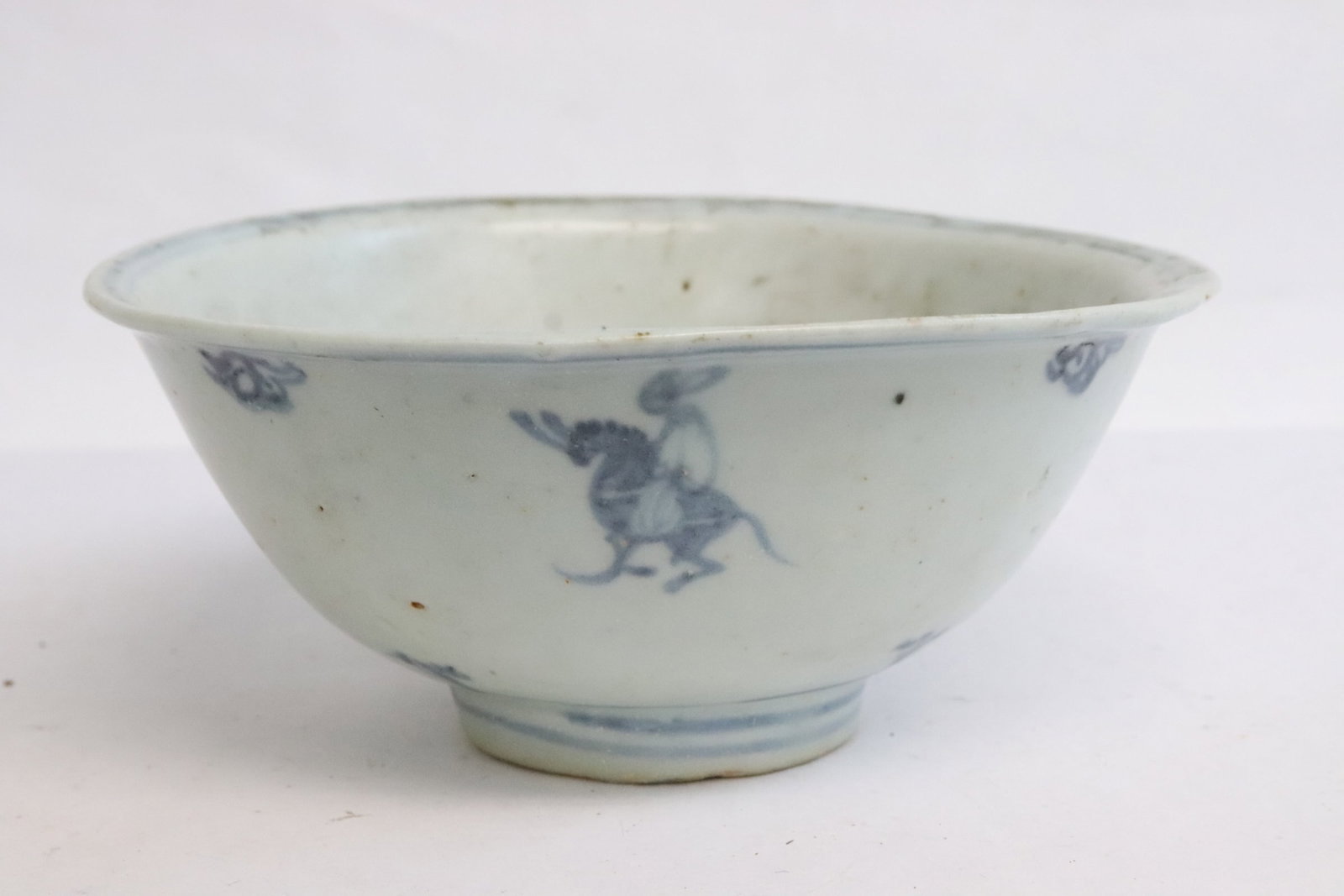 A Ming blue and white bowl: A Ming blue and white bowl, base edge chip, 2.6"x5.85"dia