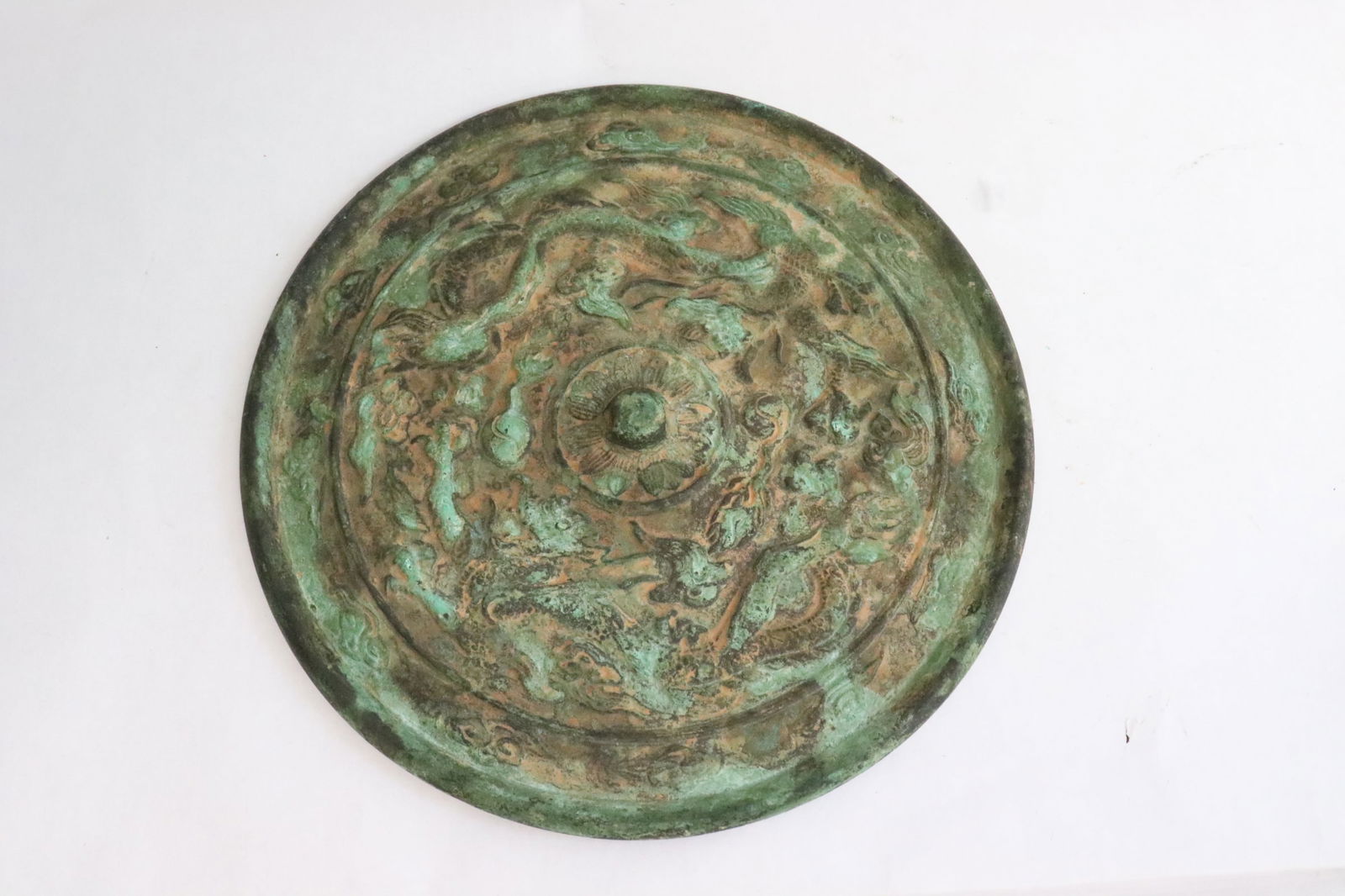 Chinese Tang bronze mirror, c1000 AD (1 of 5)