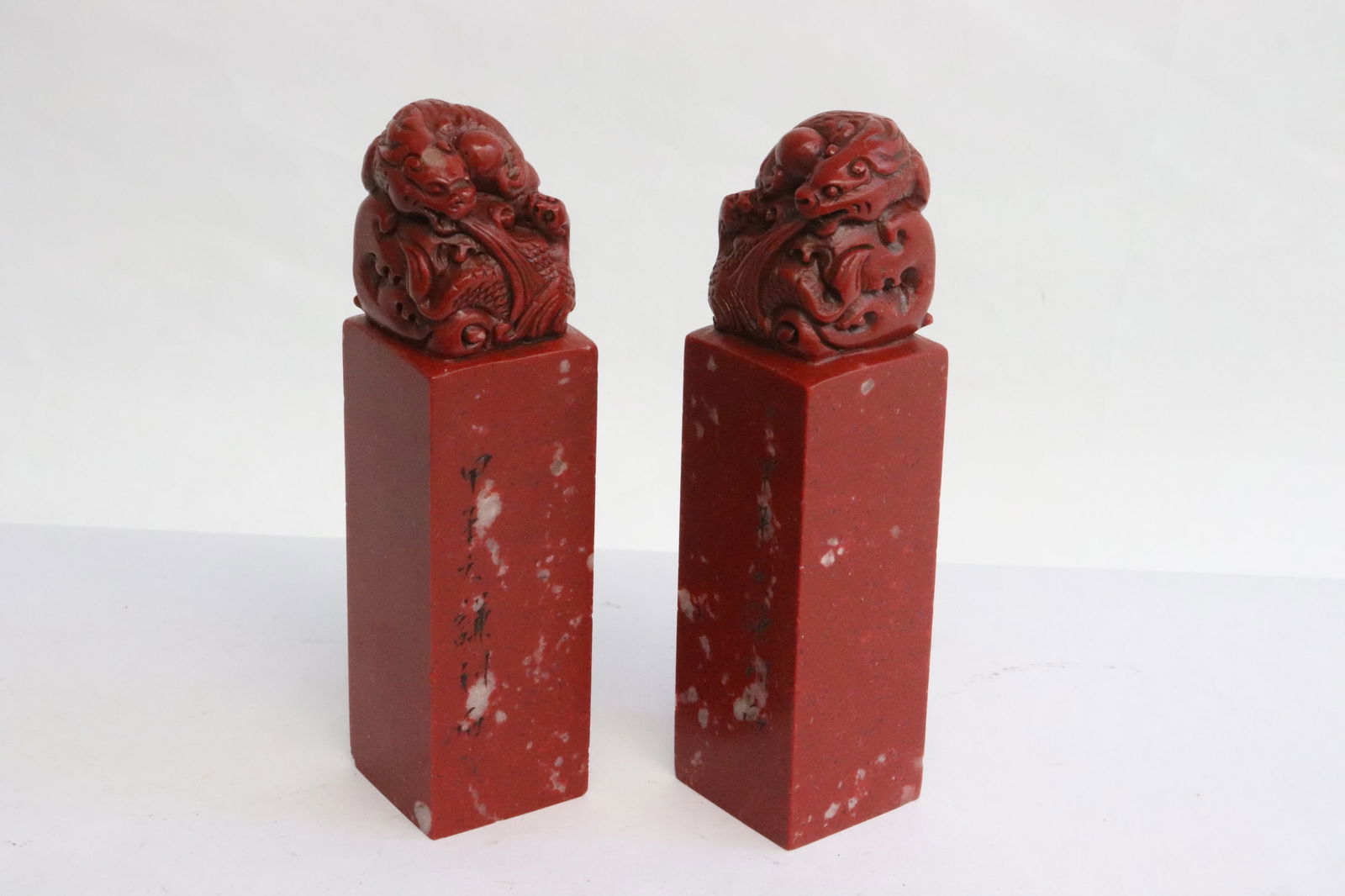 2 simulated shoushan stone carved seal (1 of 8)