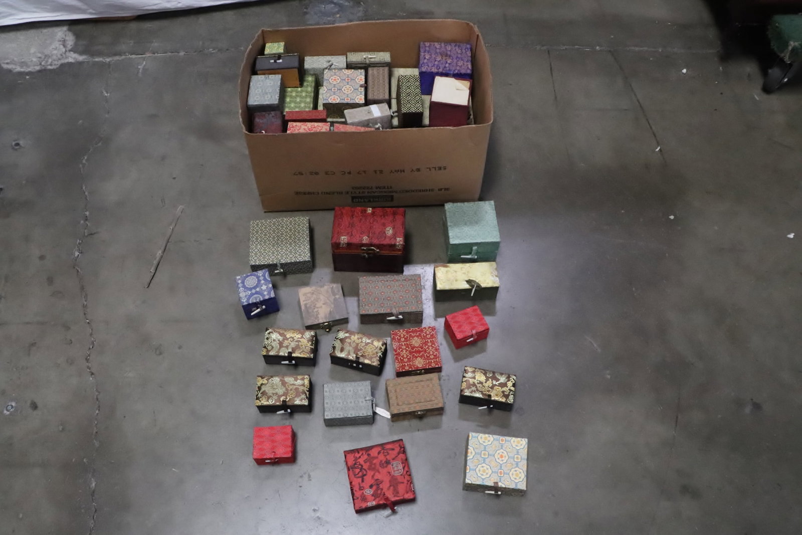 Over 45 small Chinese storage boxes (1 of 8)