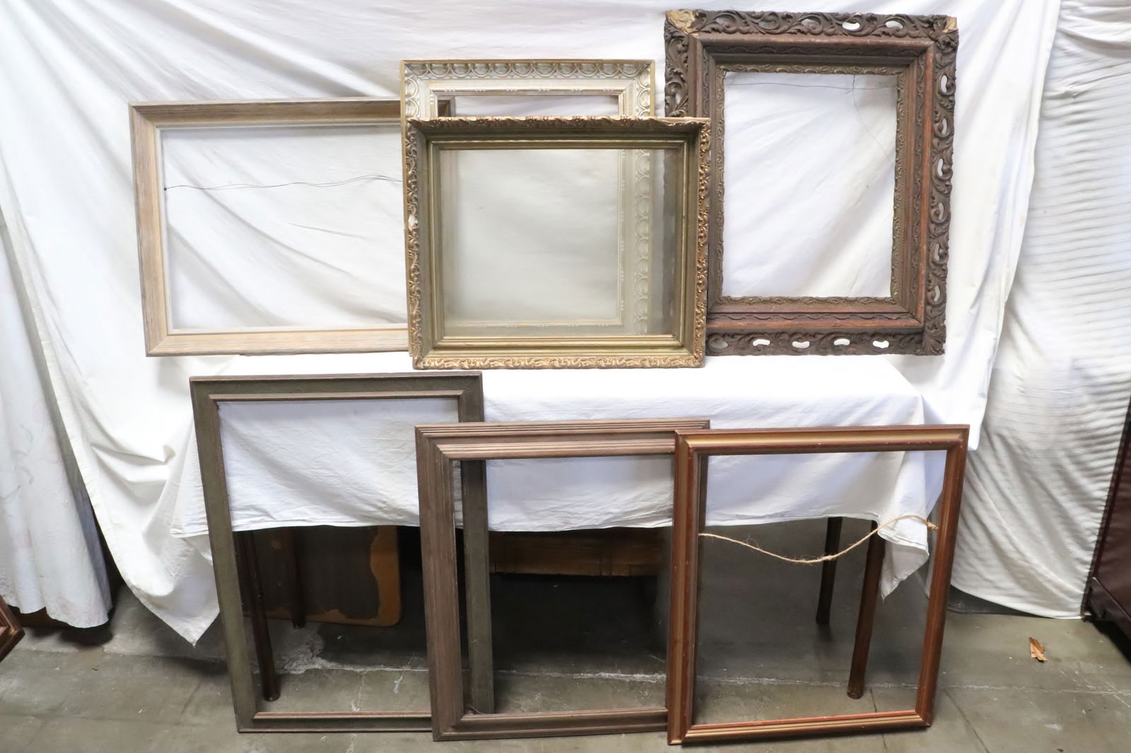 7 painting frames (1 of 7)