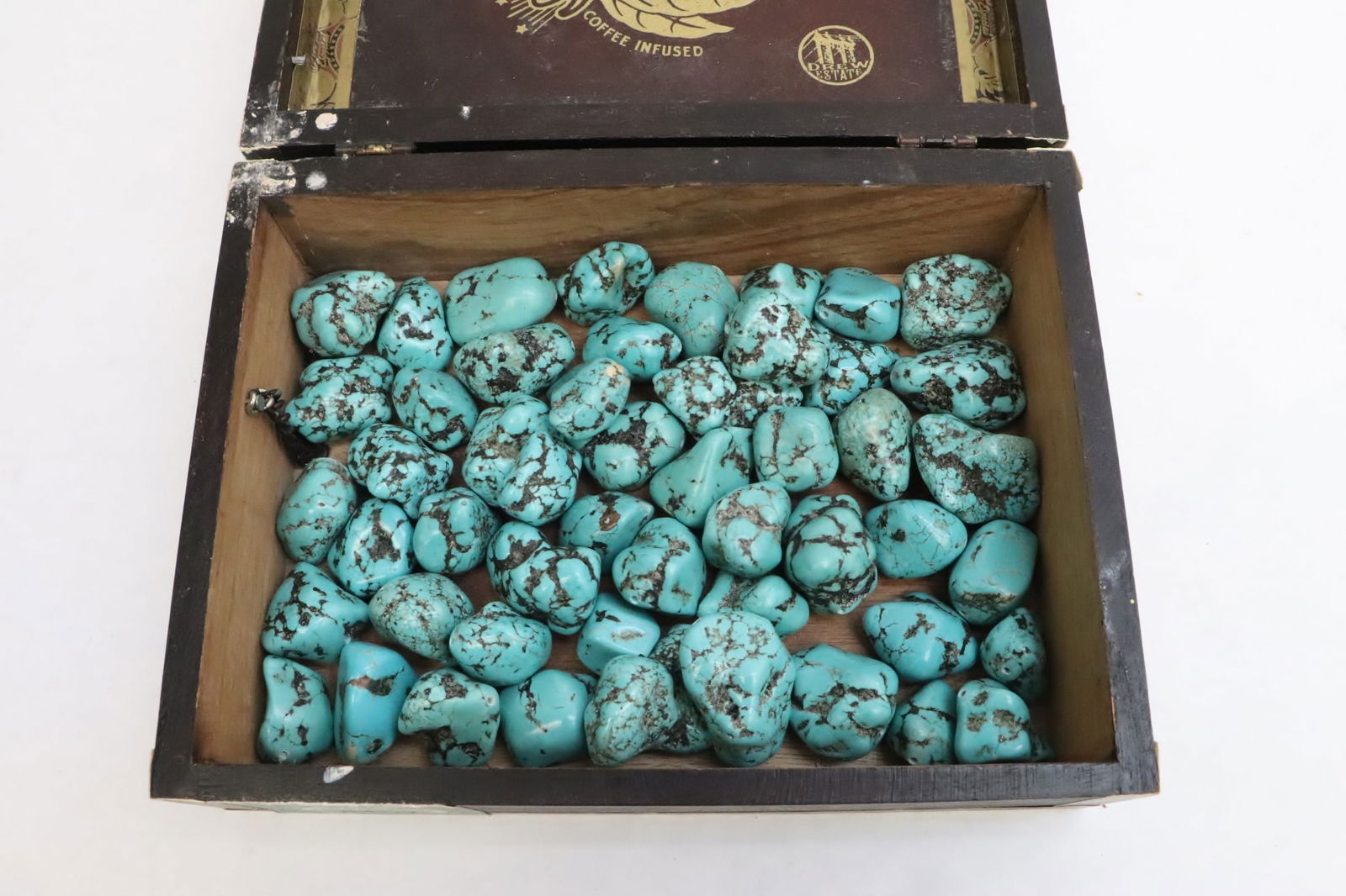 Box of turquoise stones (1 of 8)