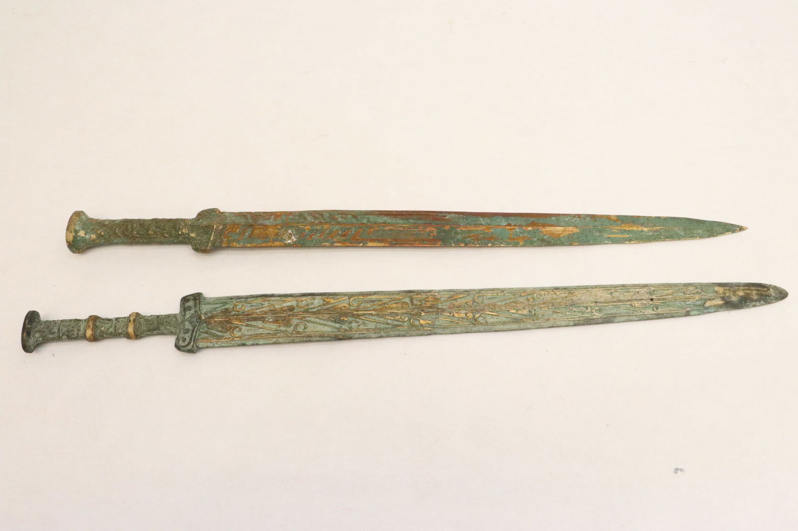 2 Chinese bronze swords (1 of 9)