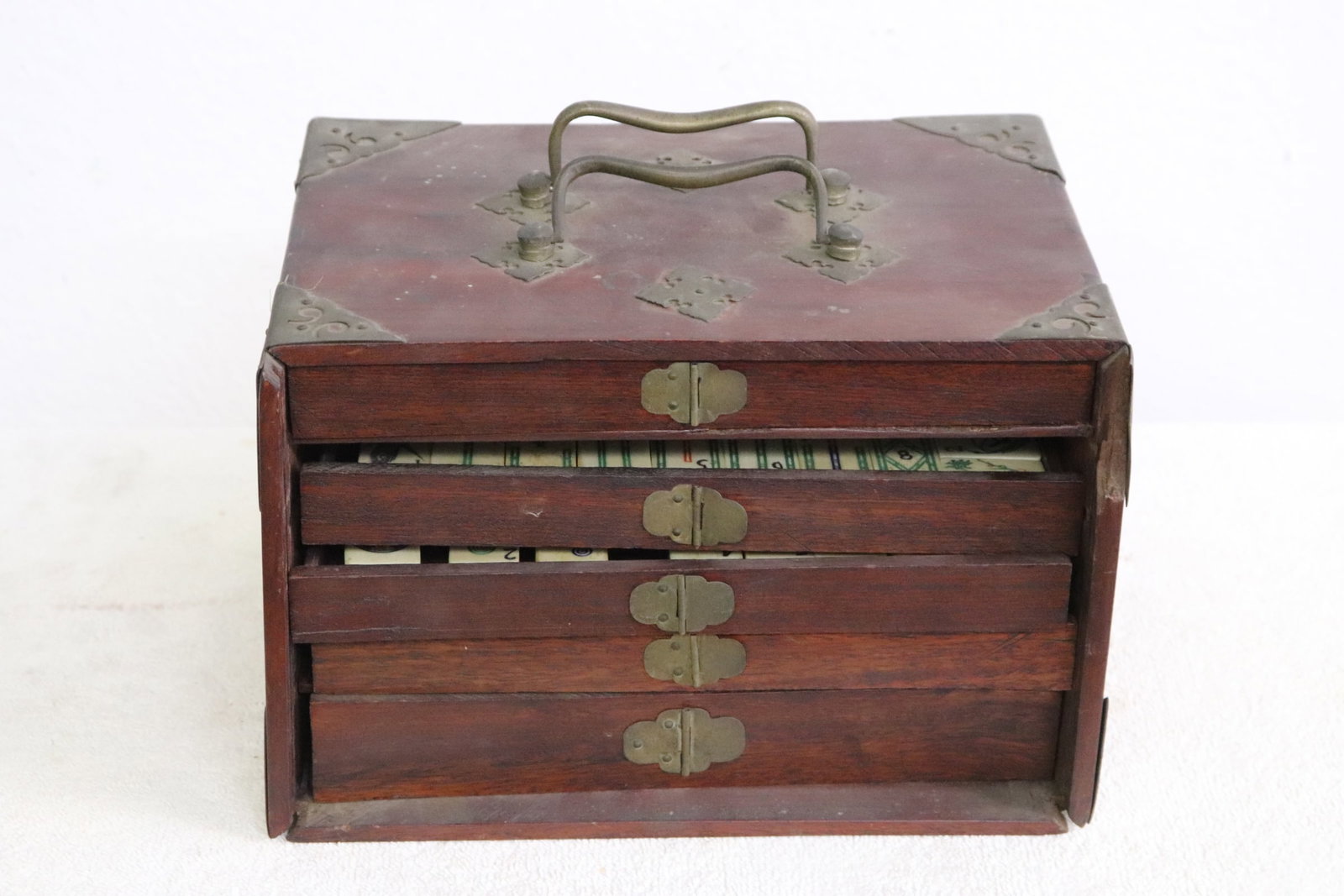 Vintage bone and bamboo mahjong set: Vintage bone and bamboo mahjong set, complete, case (6.4"x9.5"x6.5") front door missing