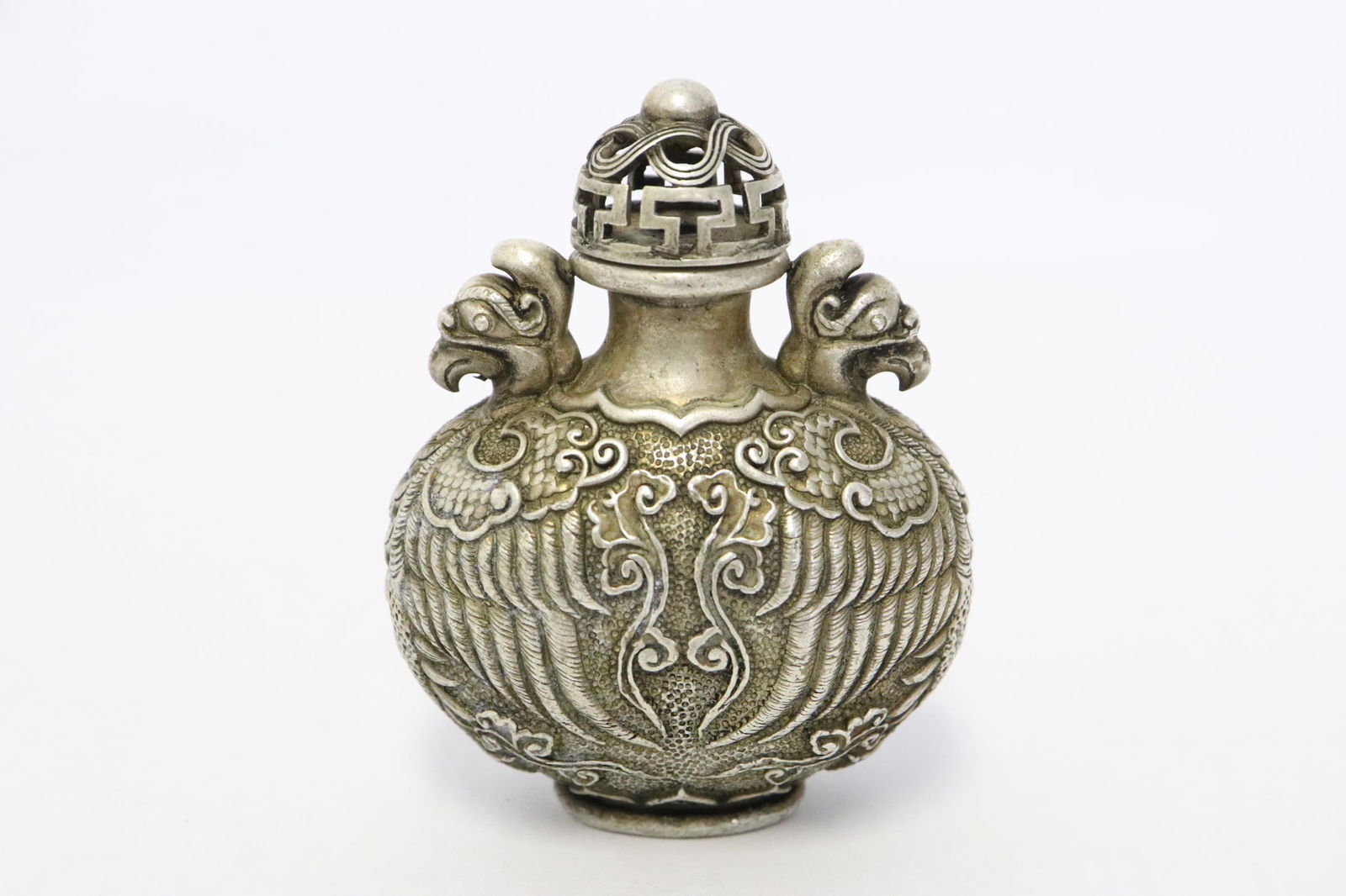 White bronze snuff bottle (1 of 6)
