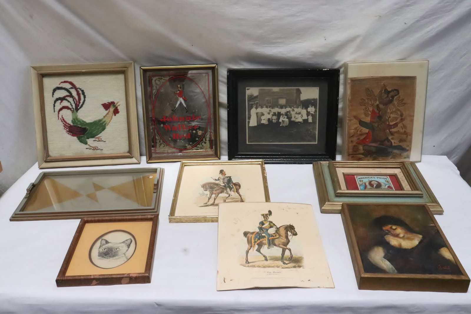 Lot of wall hangings: Lot of wall hangings, oil painting, cigar label, advertisement, etc., 4.6"x6.6" - 13.6"x10.6"
