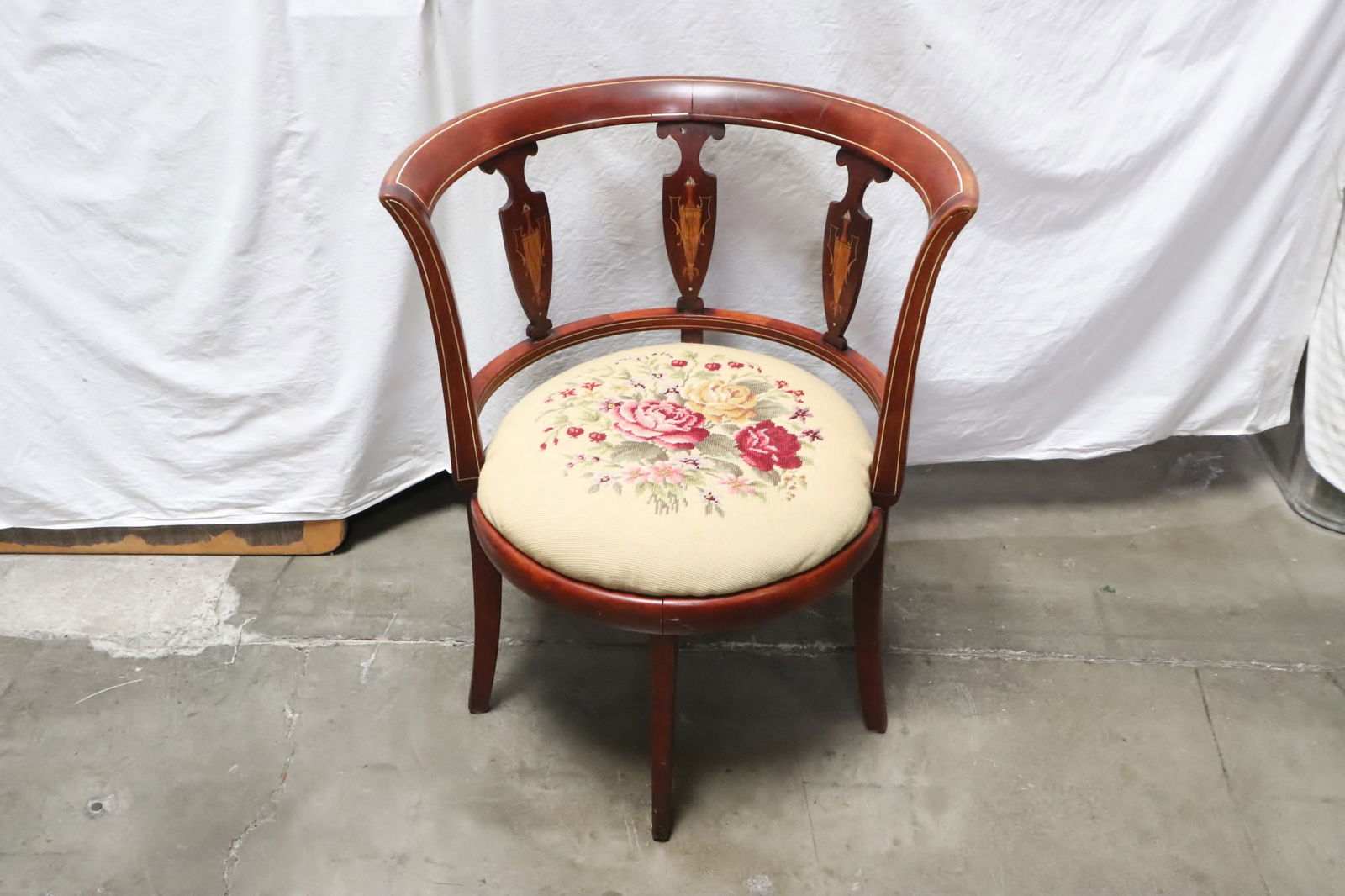 antique French inlaid corner chair: A beautiful antique French inlaid round corner chair with needlepoint upholstery, 29.2"x24.8"dia