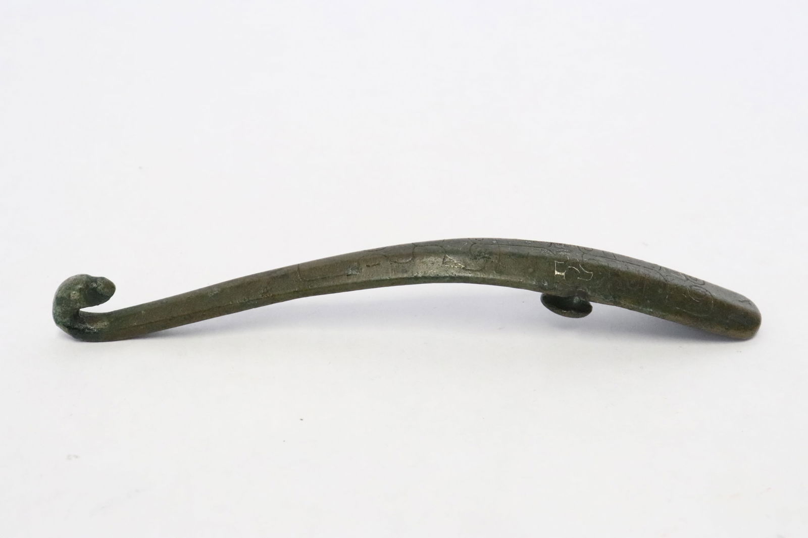 Chinese bronze belt hook w/ silver inlaid, Han dynasty (1 of 5)