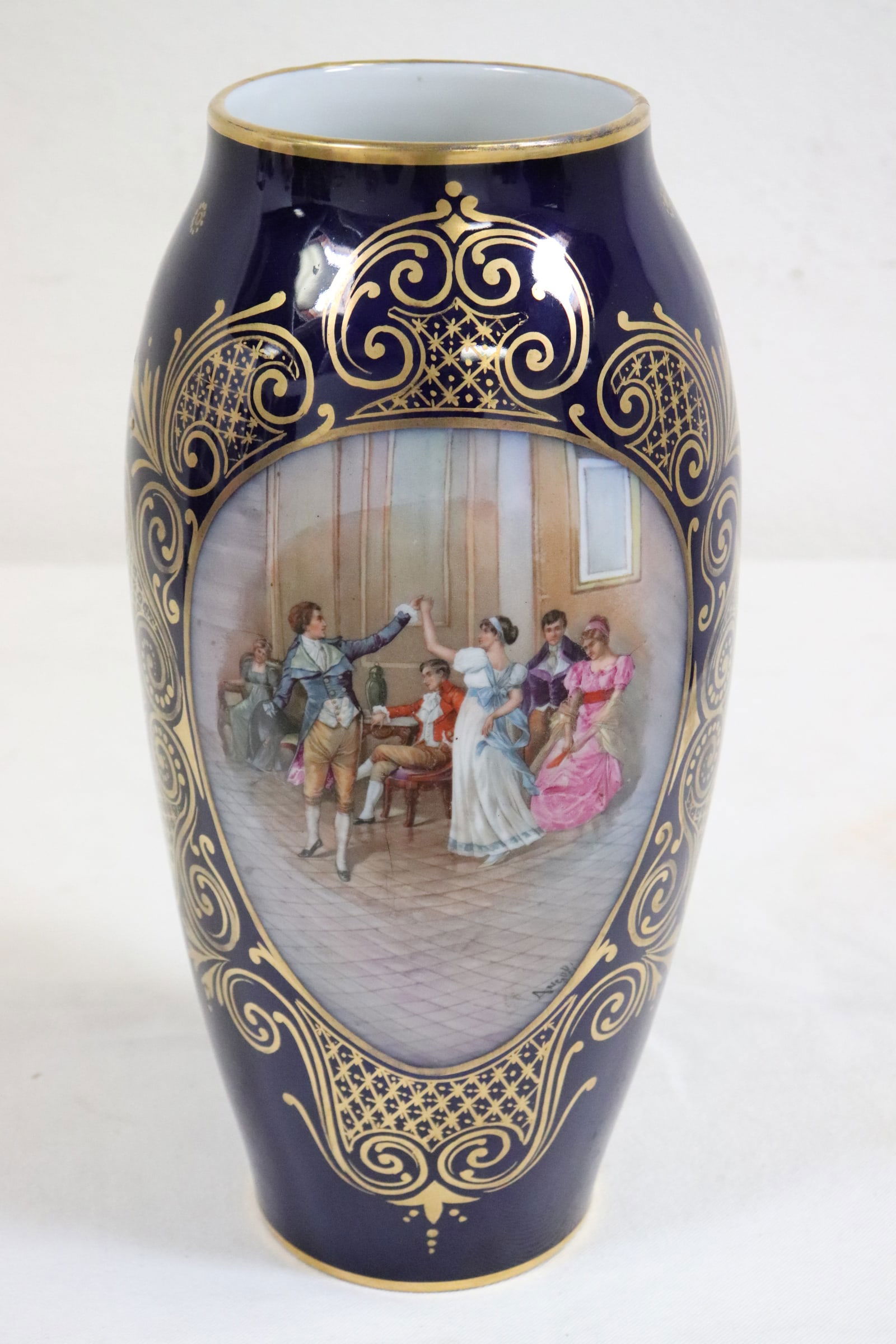 Beautiful French hand painted Limoge vase (1 of 9)