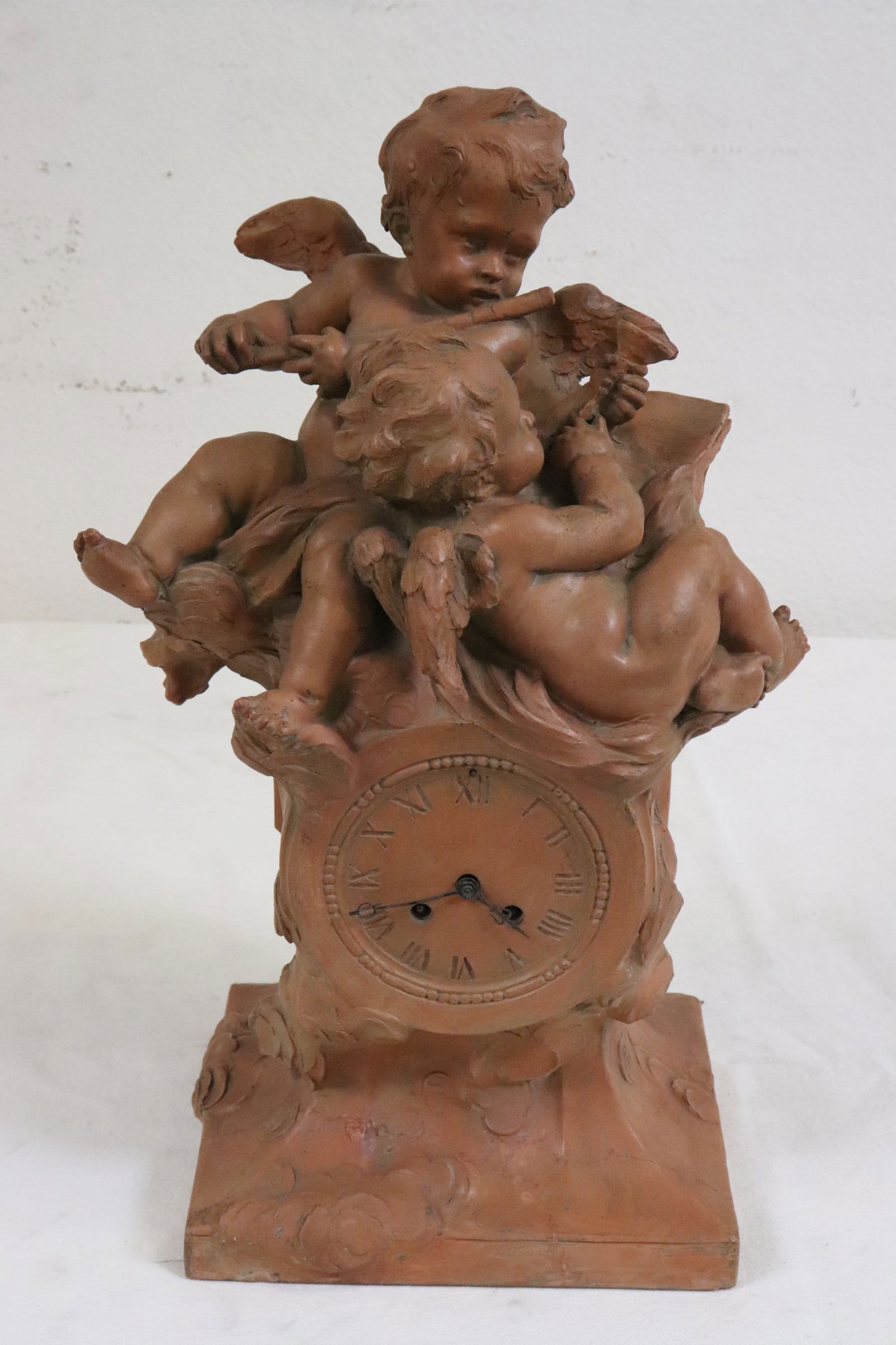 French antique terracotta keywind clock (1 of 12)