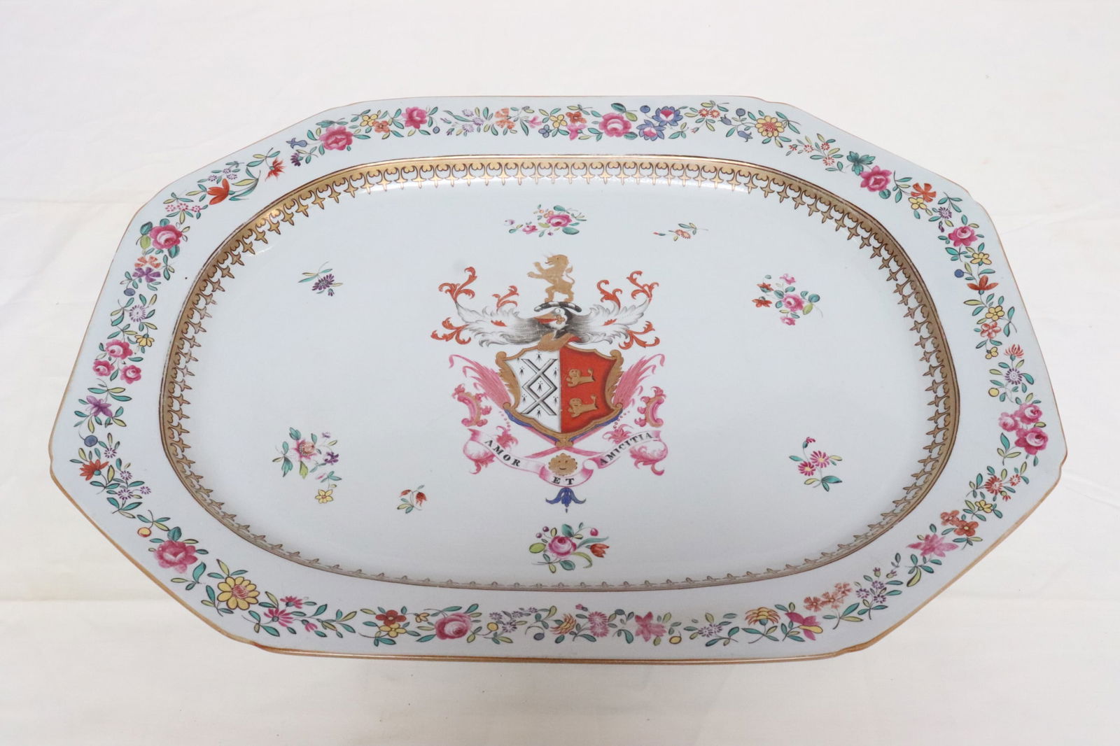 Chinese export(?) large famille rose platter with family code of arm (1 of 7)