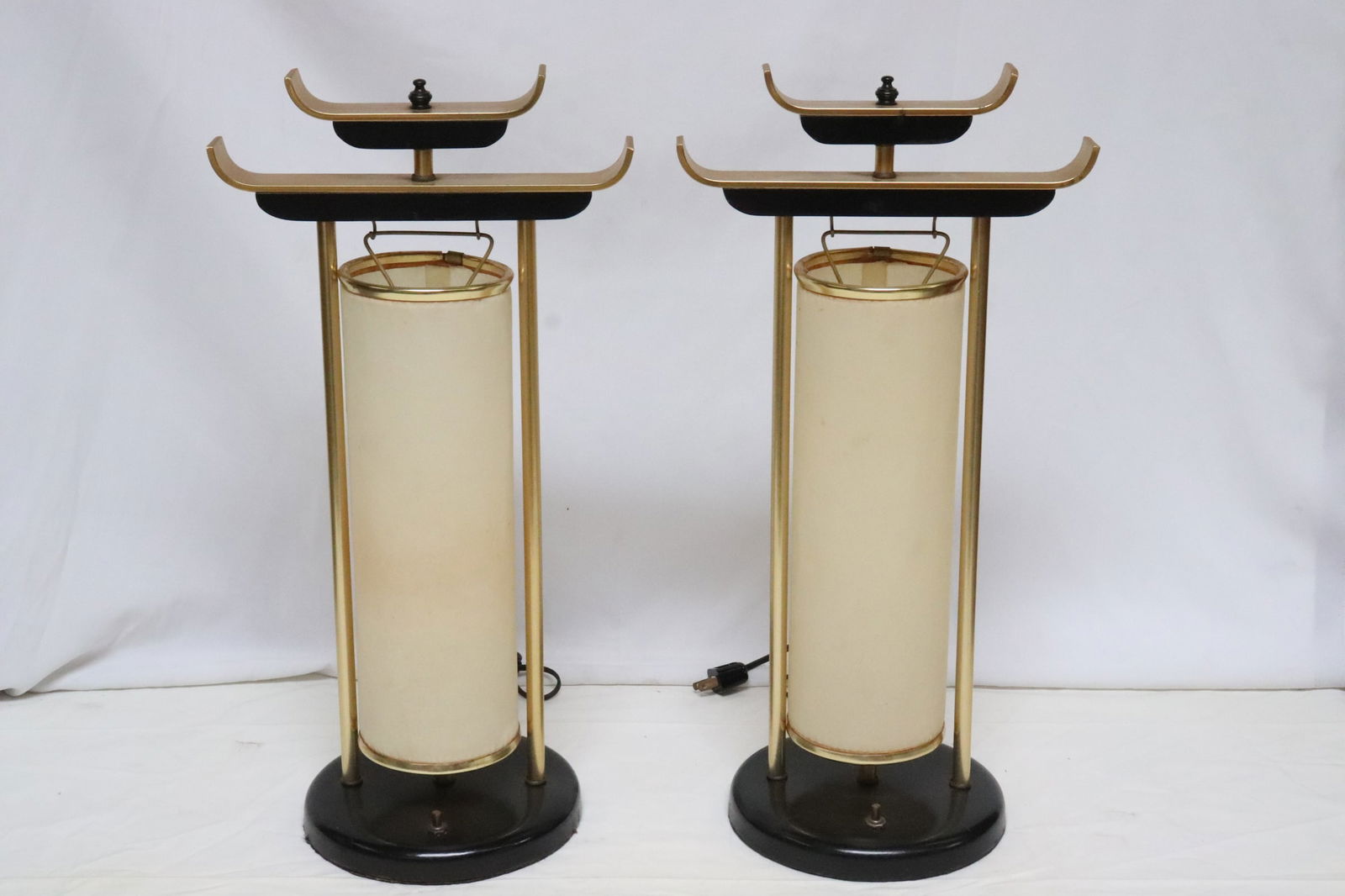 Pair heavy brass framed modern style table lamps (1 of 10)