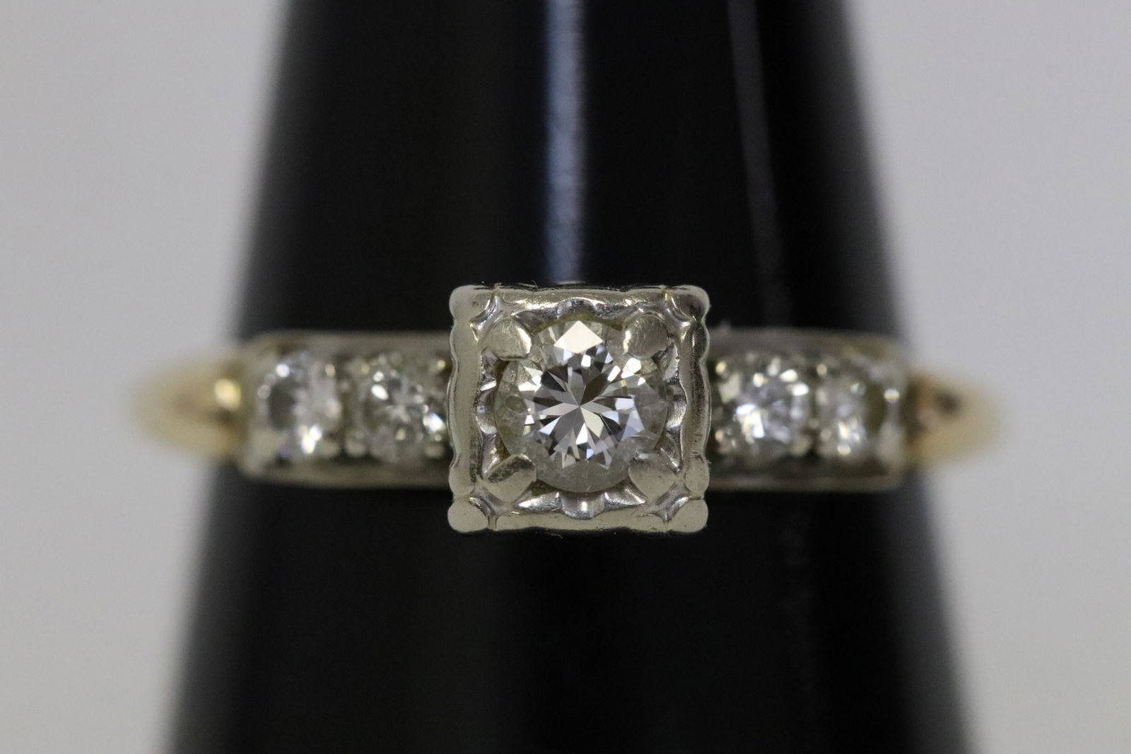 10K Y/G diamond ring (1 of 8)