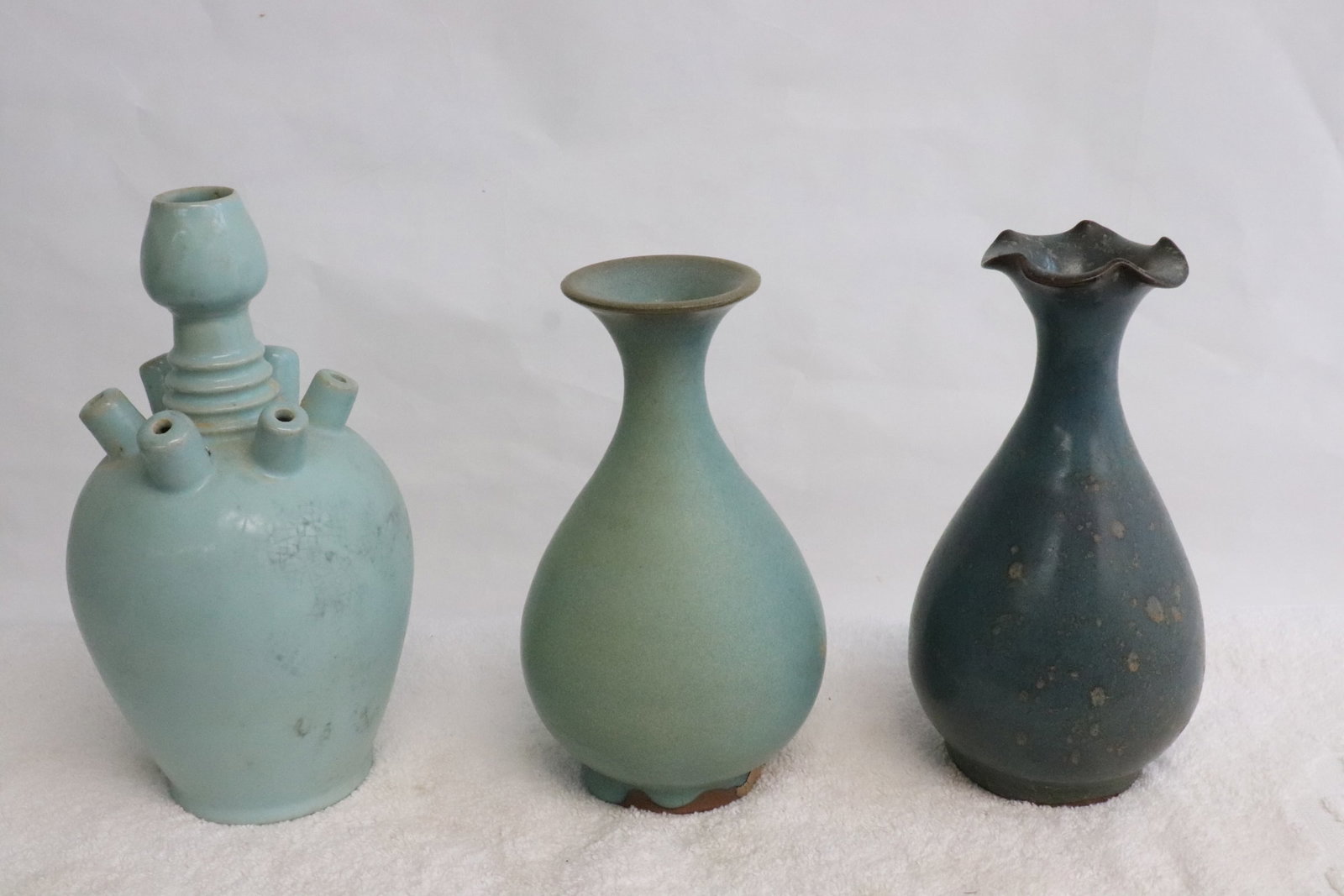 3 Song style blue glazed vases (1 of 12)