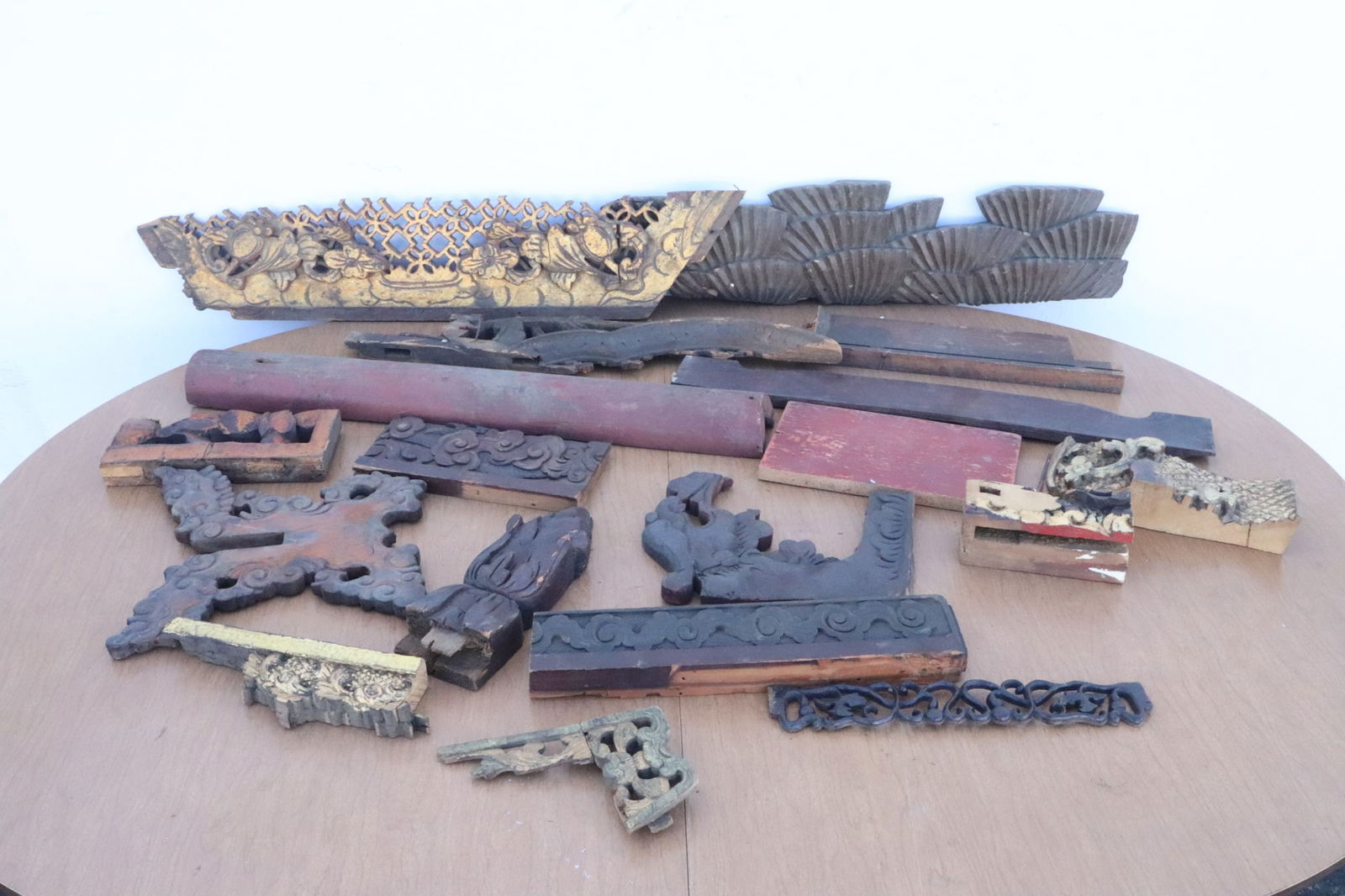 Lot of Chinese antique wood fragments: Lot of Chinese antique wood fragments, 5.15"L - 26"L