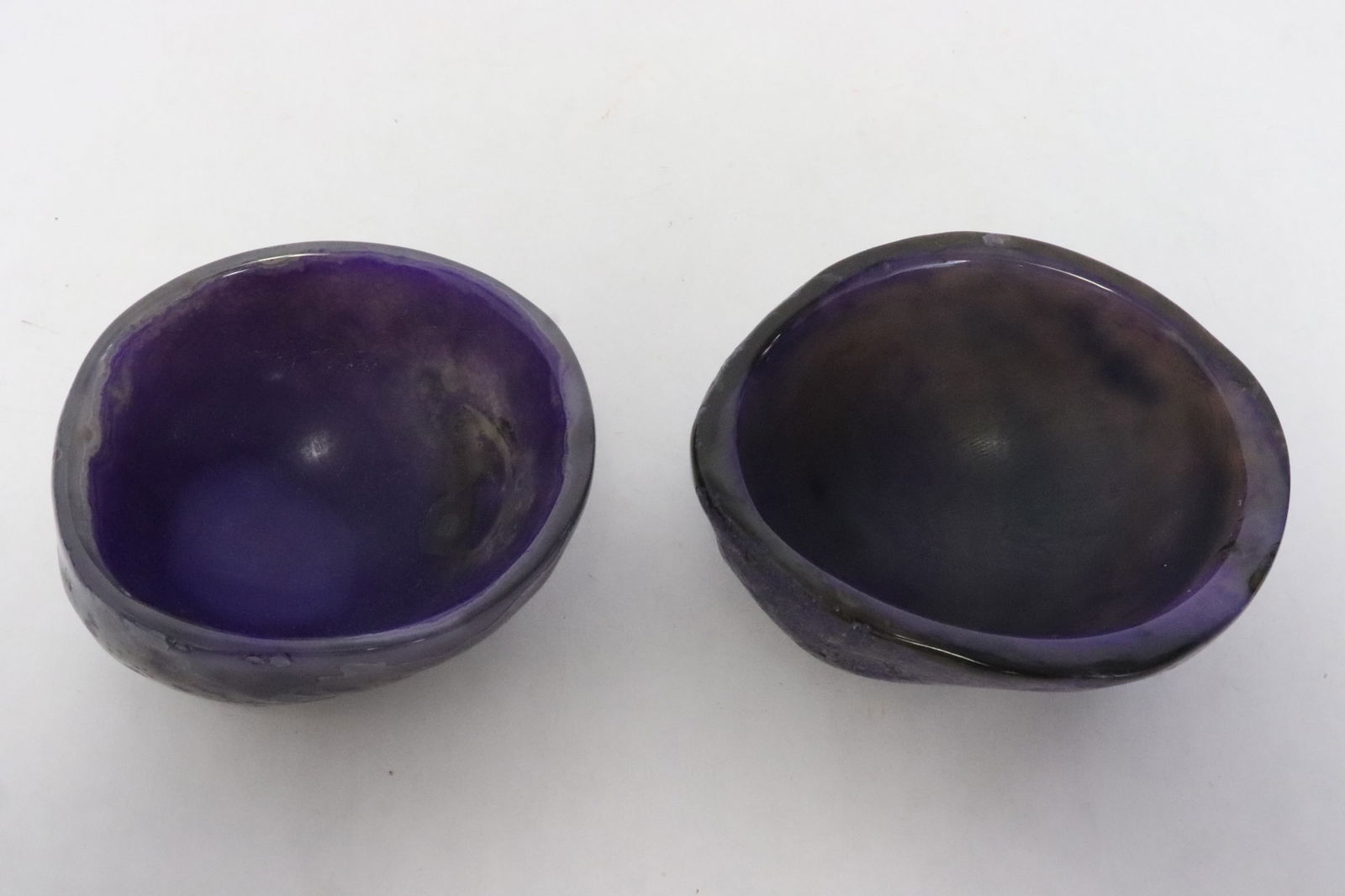 Interesting 2 purple agate carved bowls: Interesting 2 purple agate carved bowls, 1.5"x3.35"x3", 1.6"x3.7"x3.1"