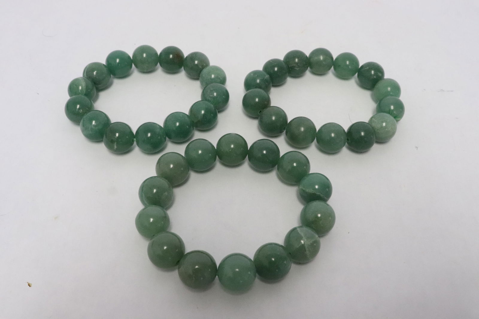 3 jadeite like bead bracelets (1 of 7)