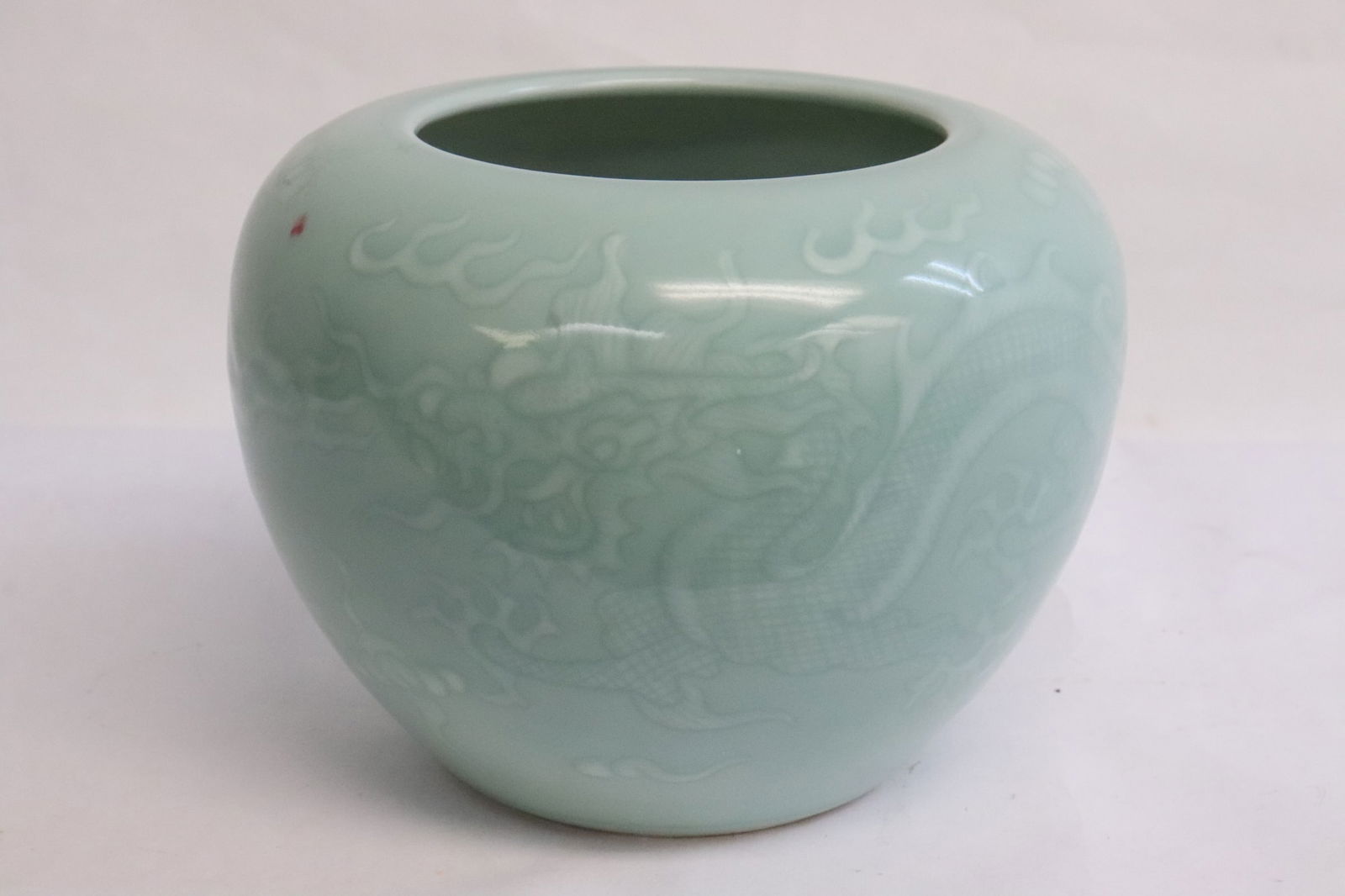 Chinese light green porcelain water dripper (1 of 7)