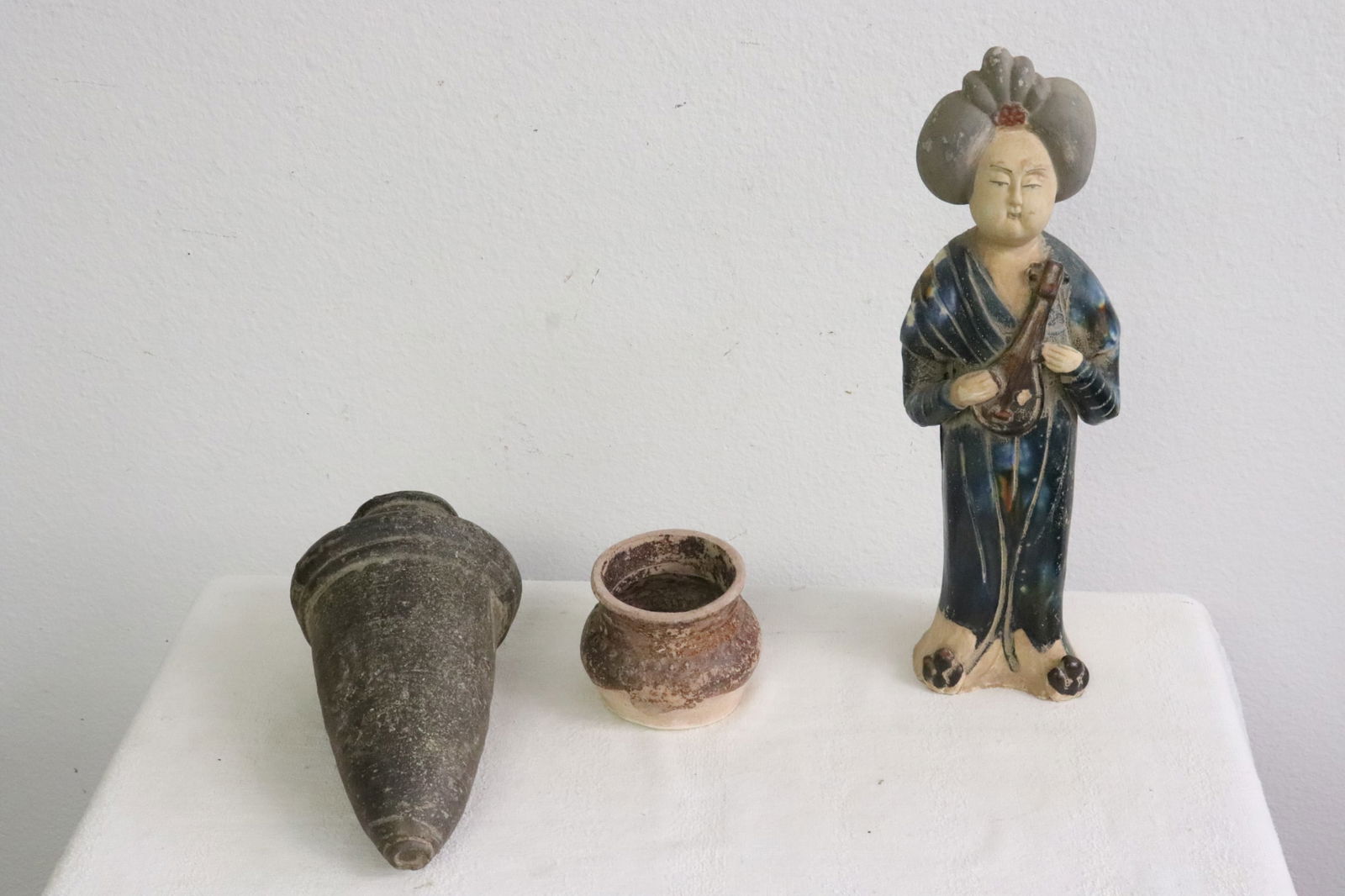 3 pieces of earthenware; a figure, and 2 jars (1 of 10)