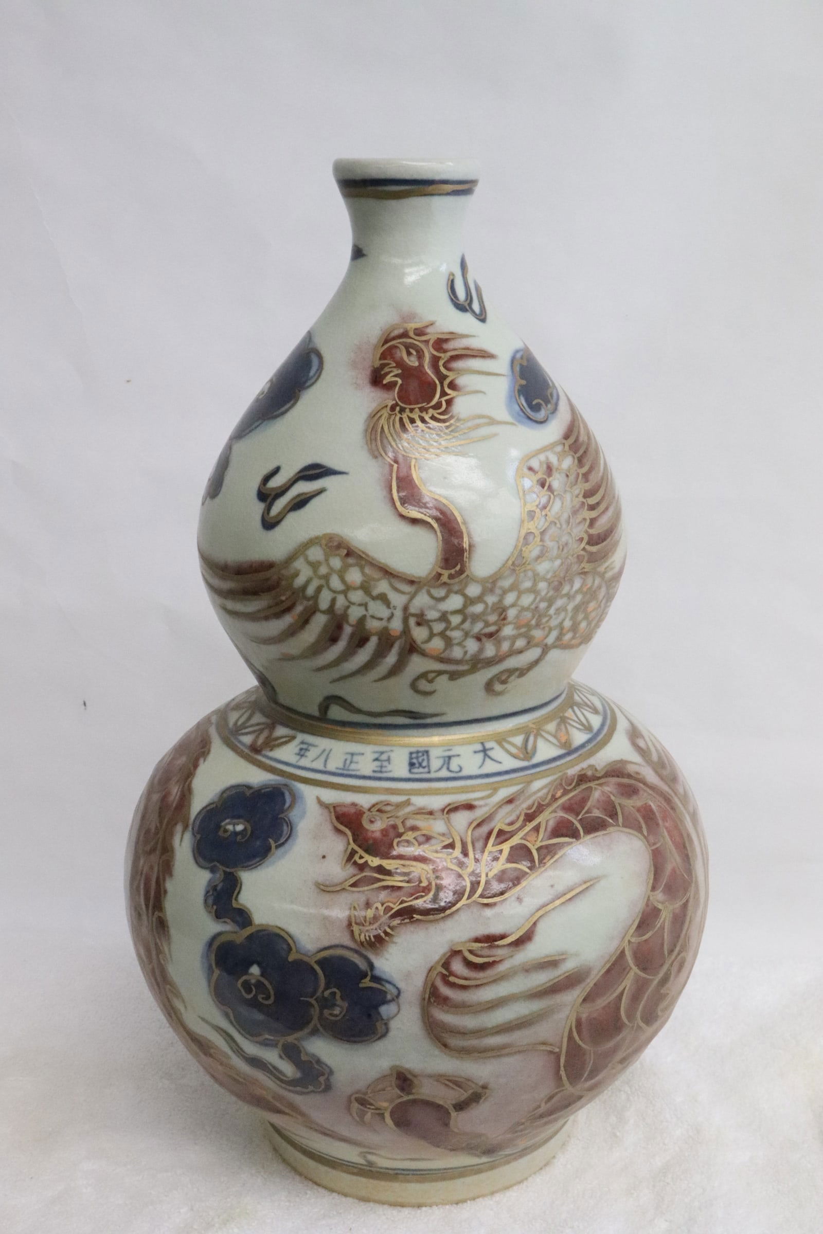 Large wucai porcelain gourd shape vase (1 of 8)