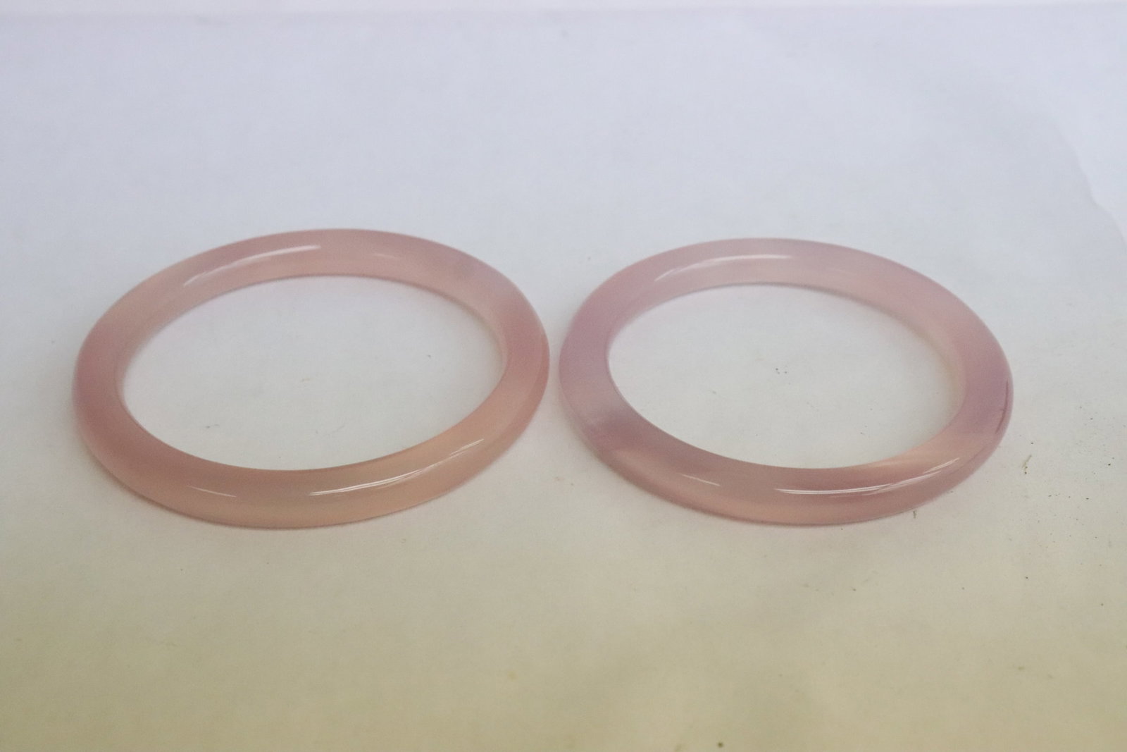 Pair rare lavender agate bangles: Pair rare lavender agate bangles, 0.3"x3"dia, 0.3"x3.16"dia